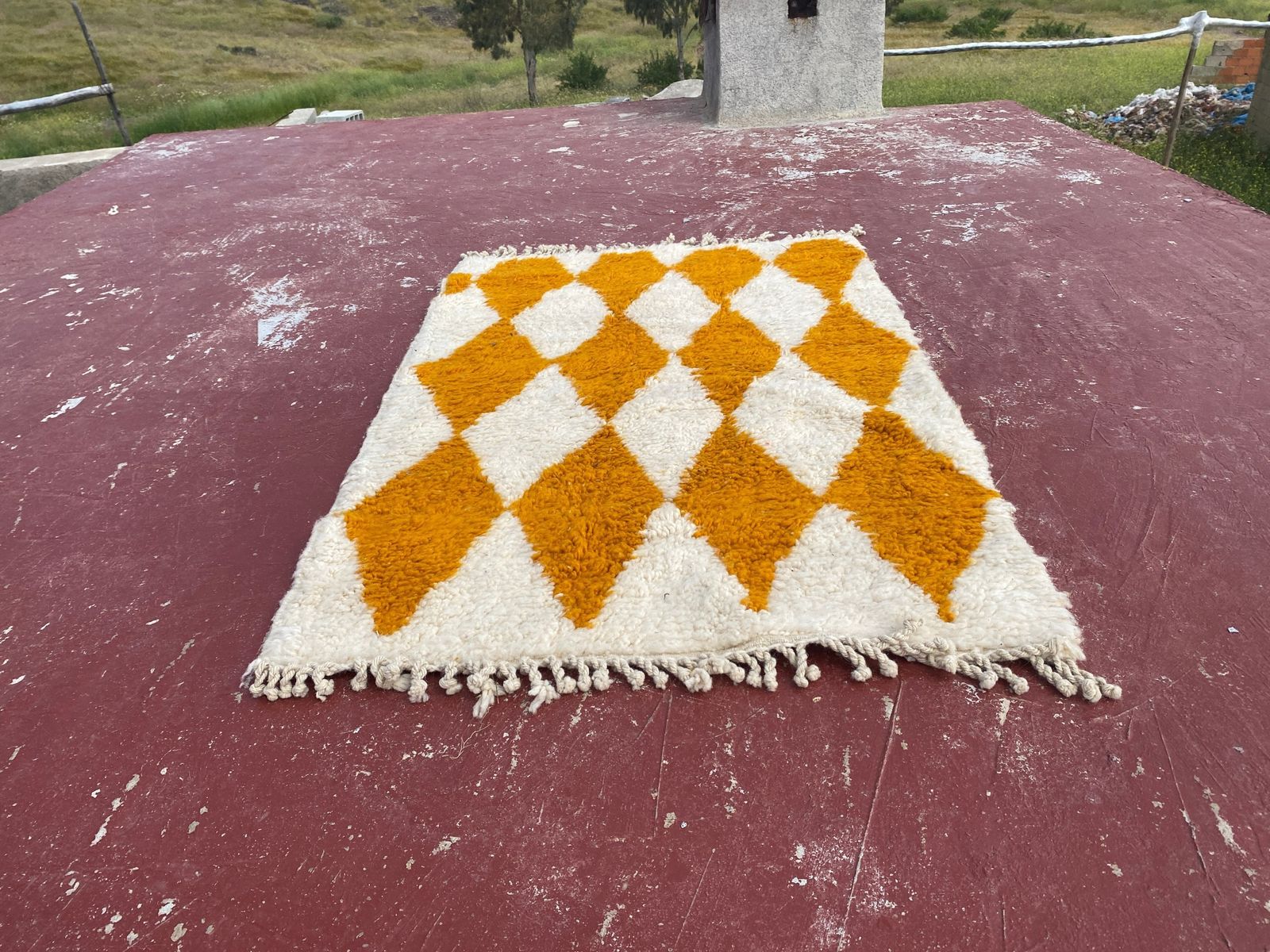 photo for sale Vintage Beni Ourain Rug – Cream & Mustard Diamond Pattern – 154 X 98 Cm