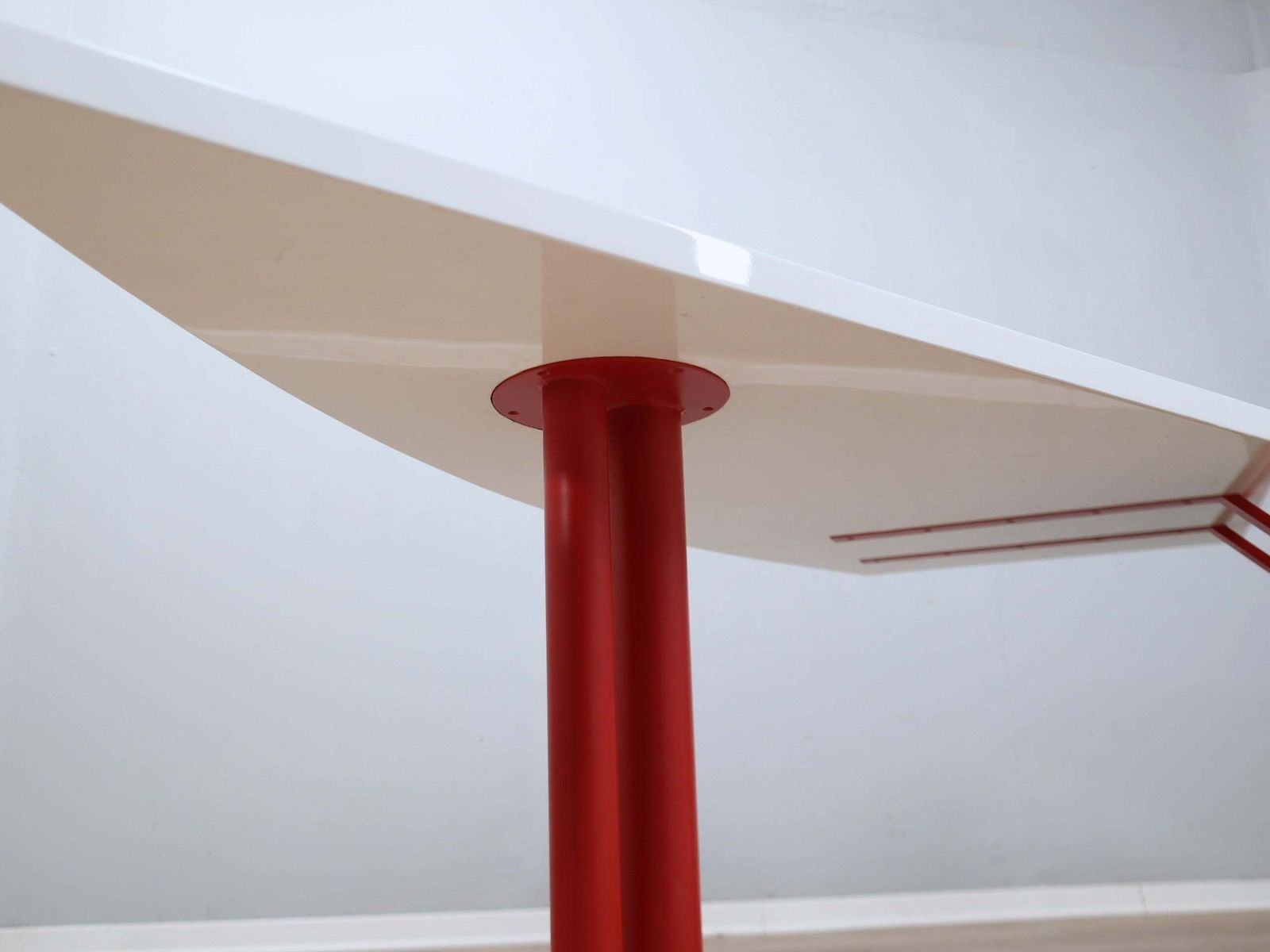 photo vinterior Bureau Saporiti Design Franco Corradini Post-Modern, années 1980
