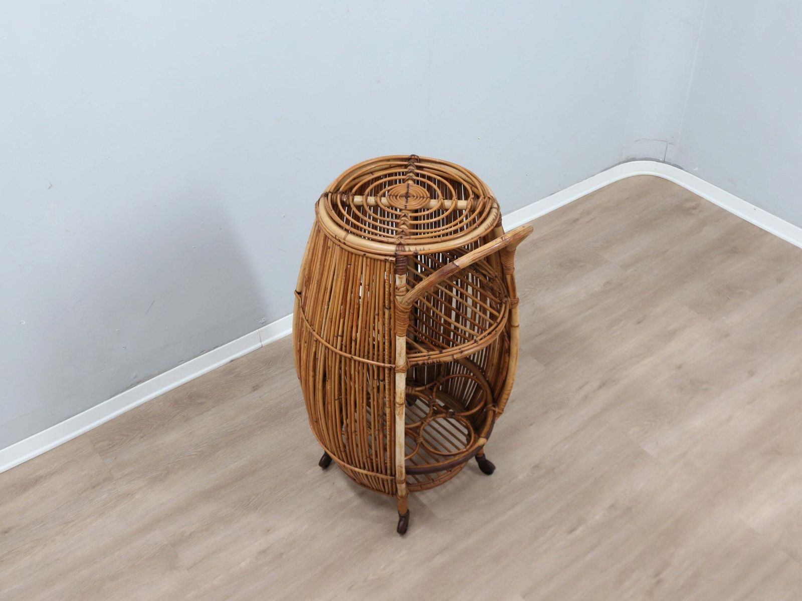 1960s Italian Mid Century Modern Rattan Barrel Bar Cart photo 766.0