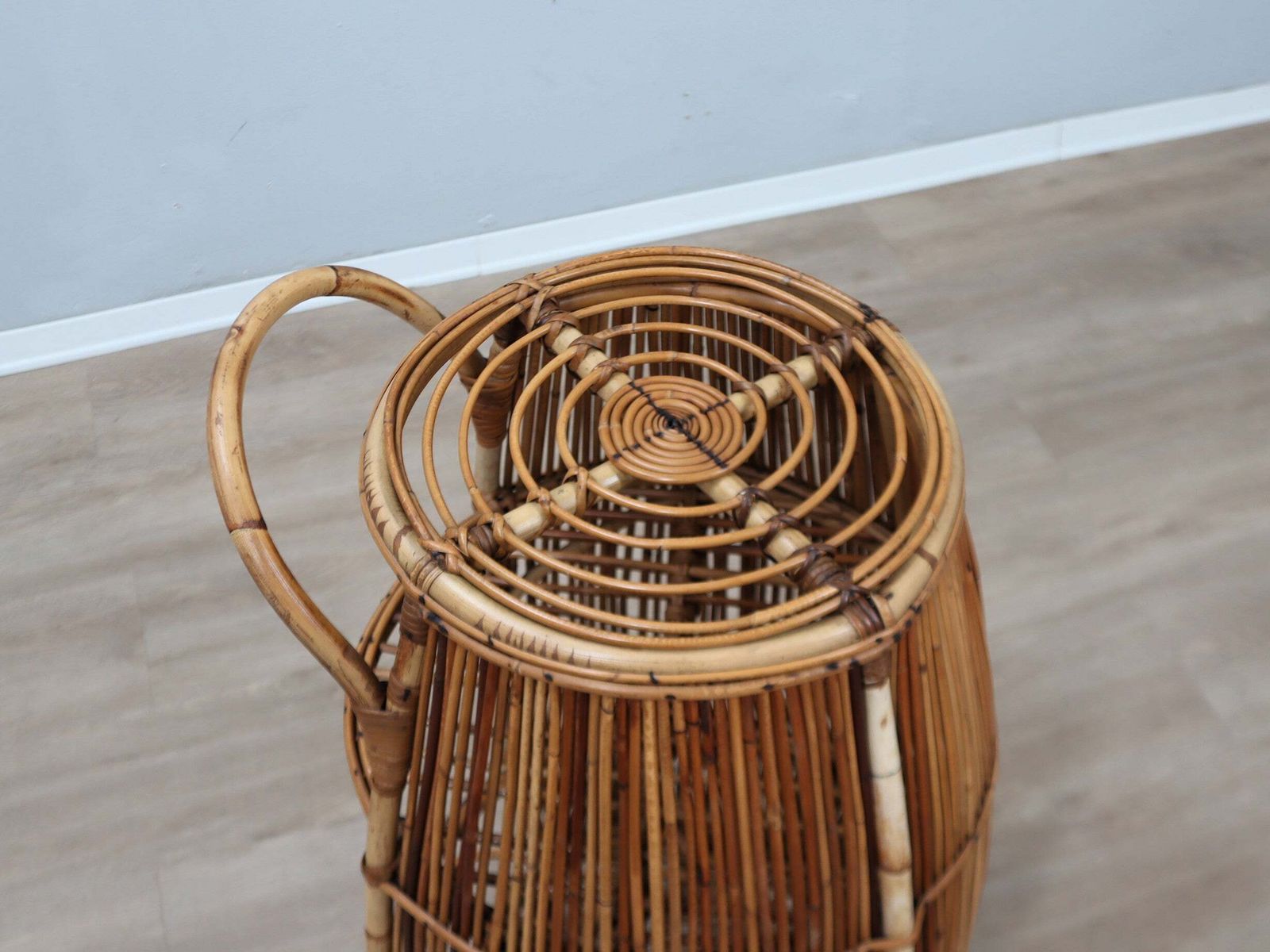 photo furniture 1960s Italian Mid Century Modern Rattan Barrel Bar Cart