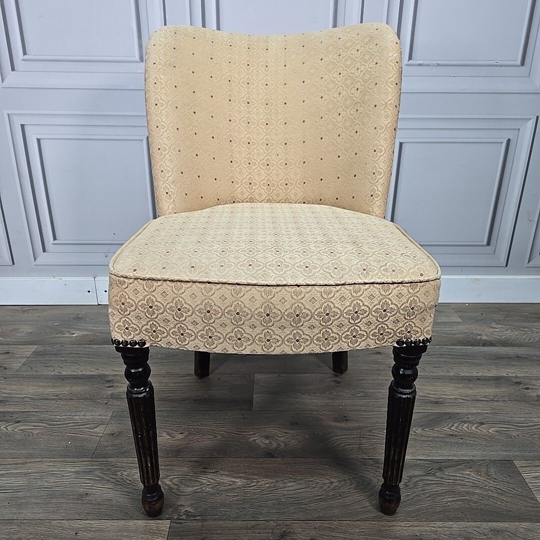 Antique Victorian Style Curved Back Chair Fireside Slipper Nursing Chair Wooden photo Furniture