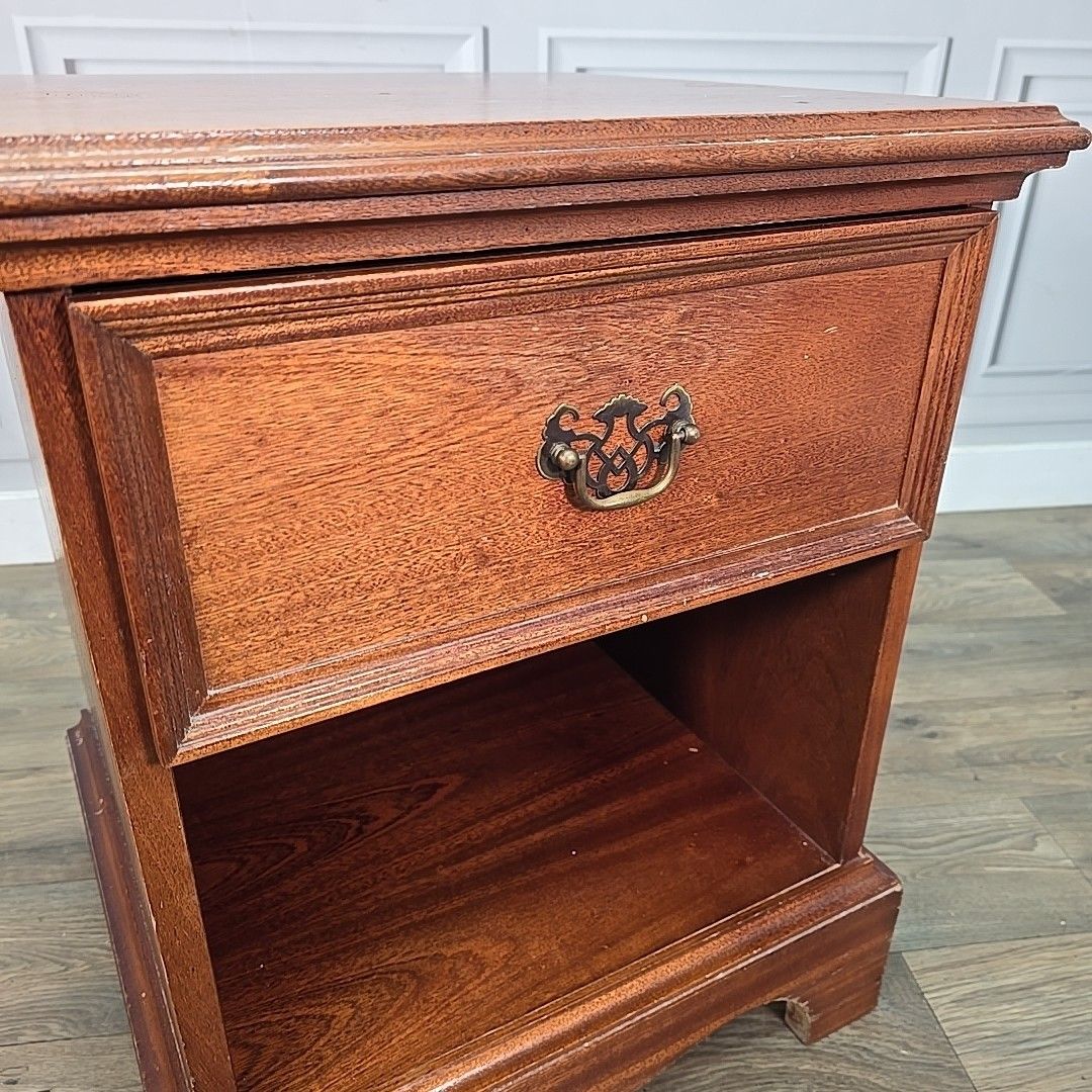 Single Antique Georgian Style Bedside Cabinet Cupboard Table Night Stand Drawer photo 110.0
