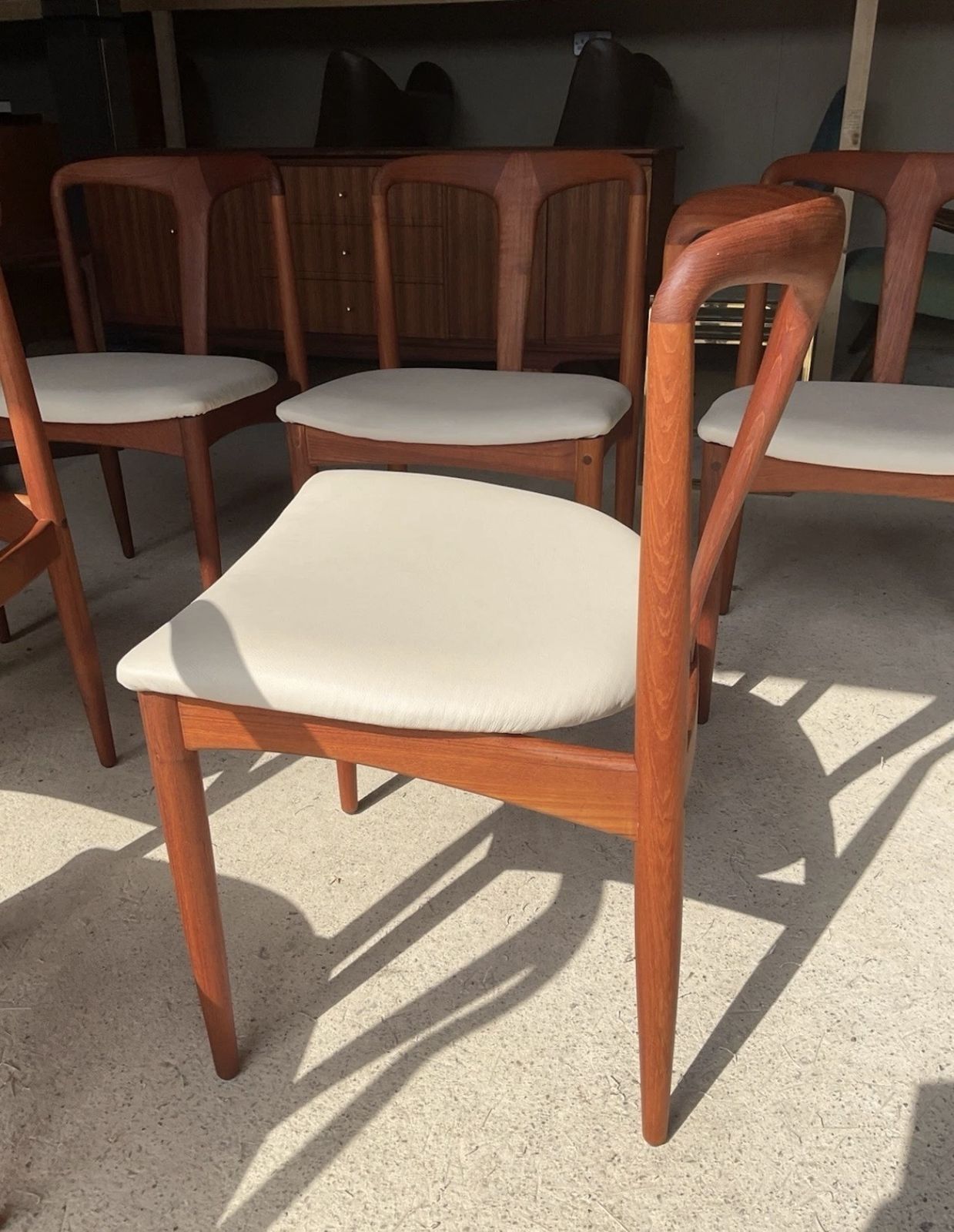 photo vinterior Danish Dining Chairs 'Juliane' By Johannes Andersen For Uldum Møbelfabrik