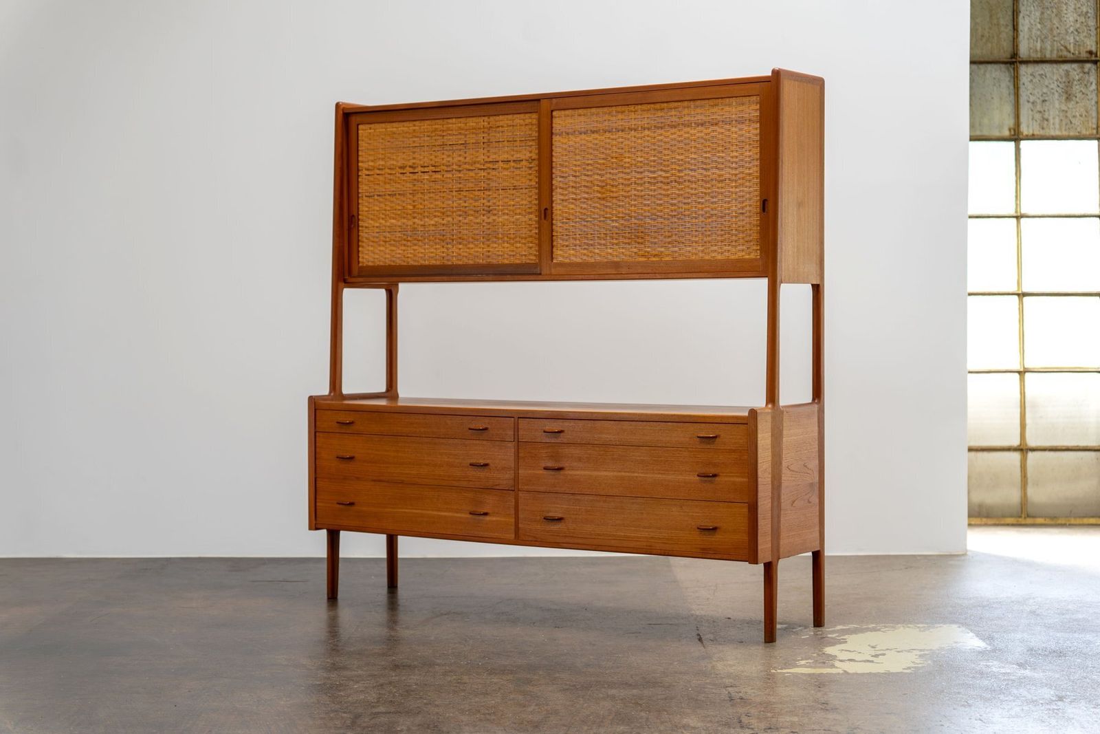 Ry 20 Highboard In Teak By Hans J. Wegner For Ry Møbler, Denmark, 1960s photo for sale