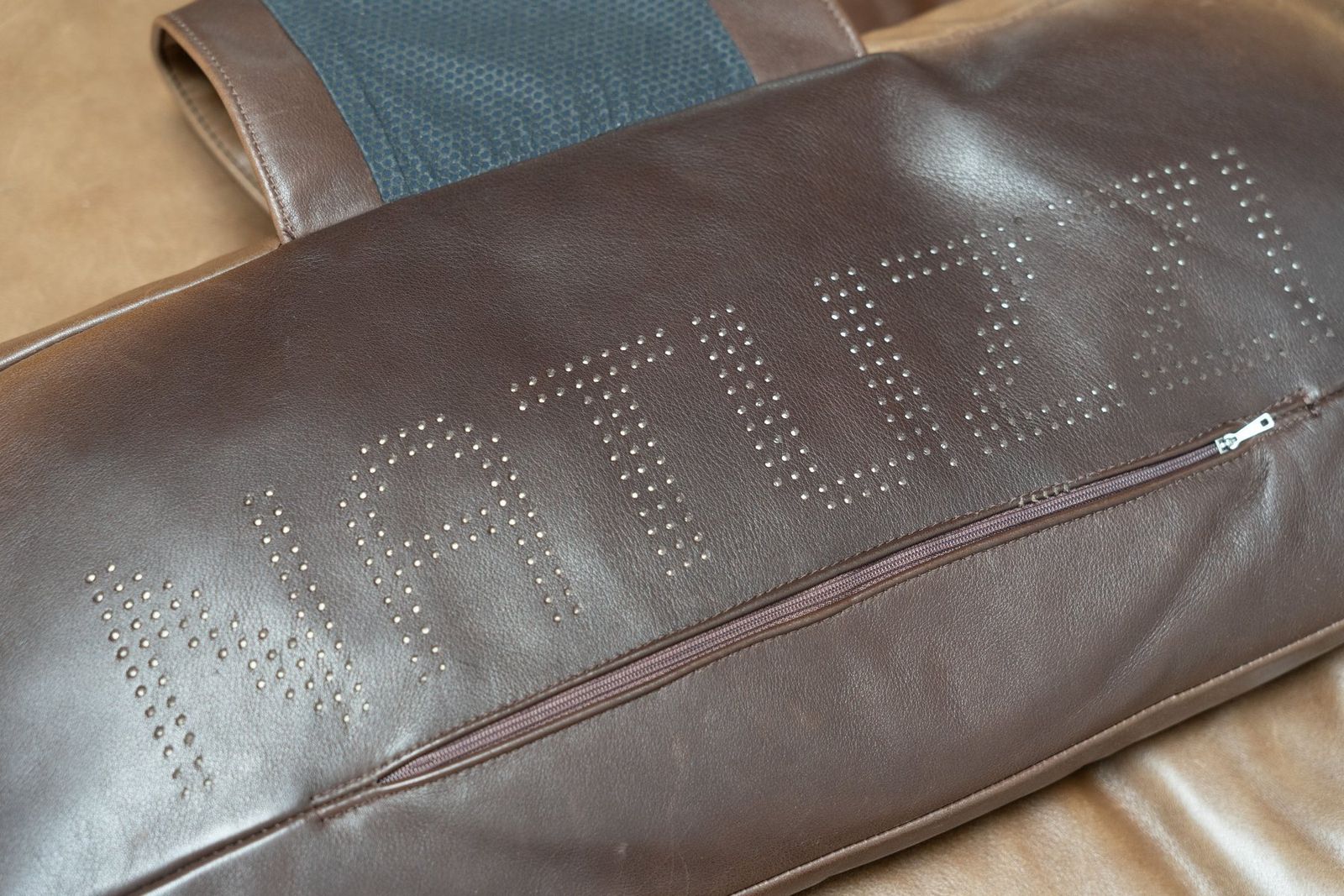 photo buy Zeta Chaise Lounge In Leather From Natuzzi, 2000s