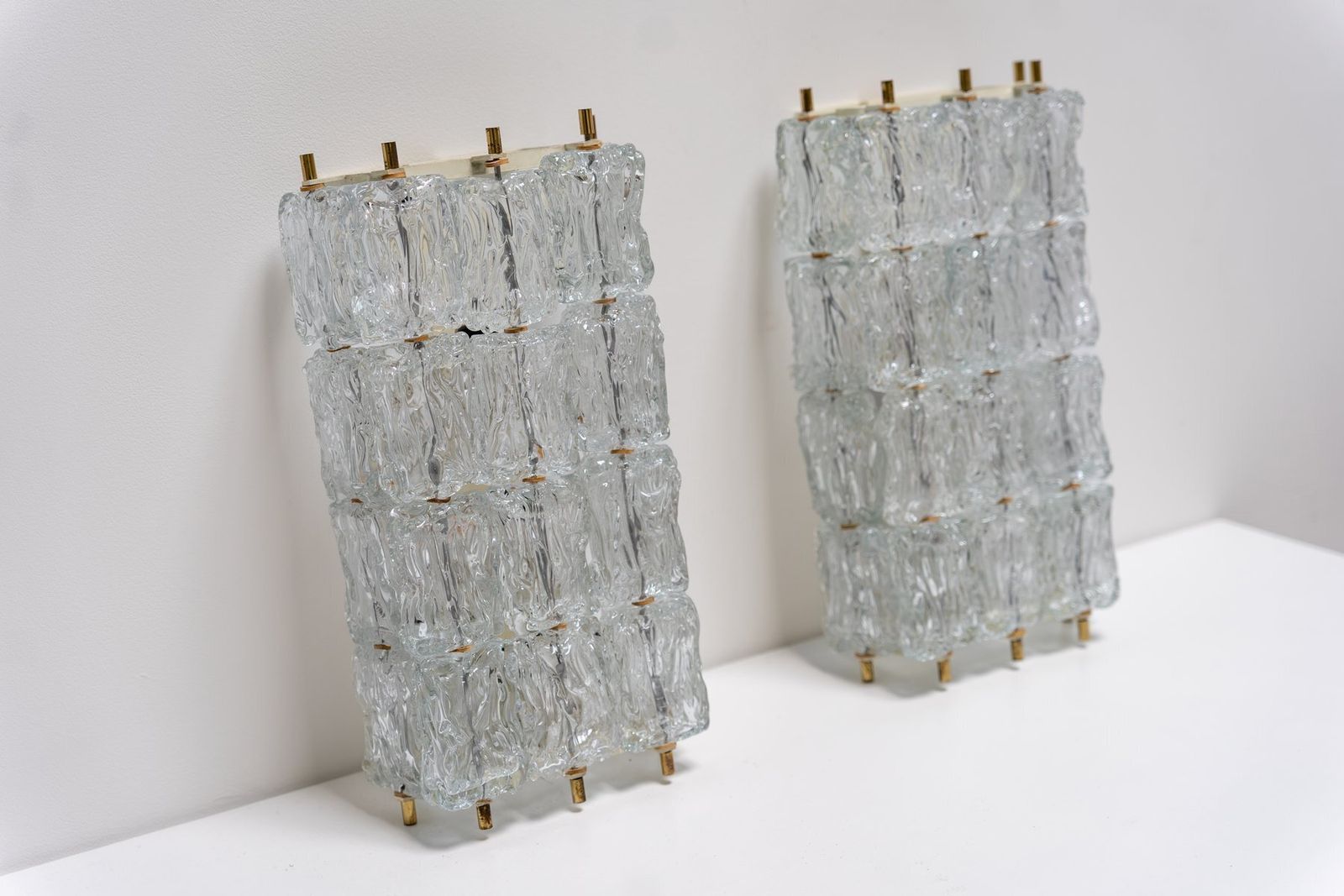 Wall Lights In Ice Glass And Brass From Barovier And Toso, 1960s, Set Of 2 photo furniture