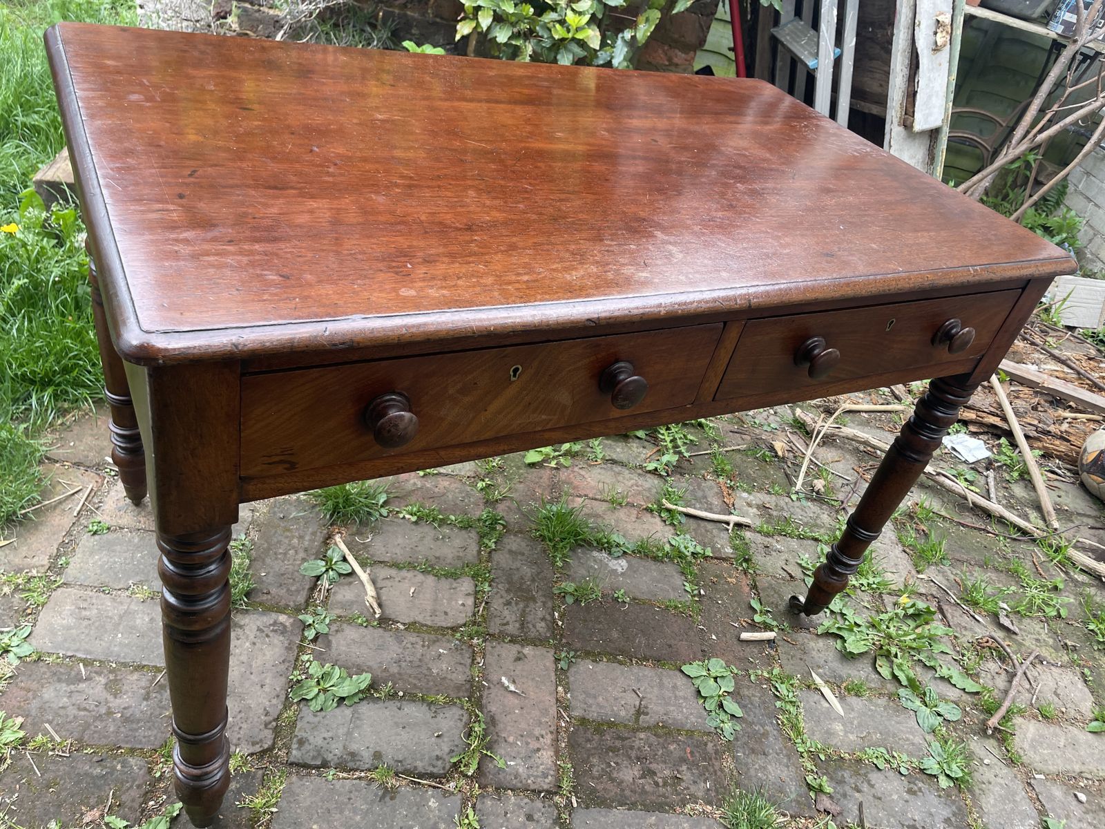 Antique Mahogany Table Seats 4 To 6 People photo for sale