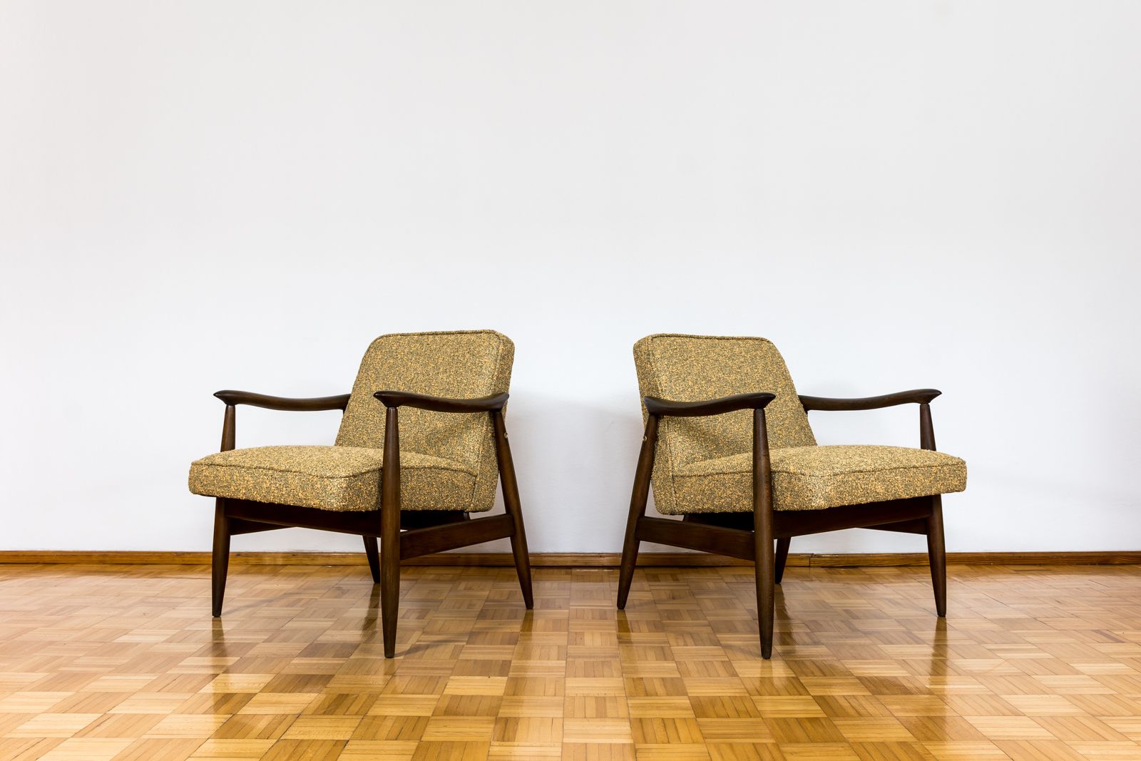 photo for sale Mid Century Armchairs, Gfm 87 By Juliusz Kędziorek In Kvadrat, Poland, 1960's, Set Of 2