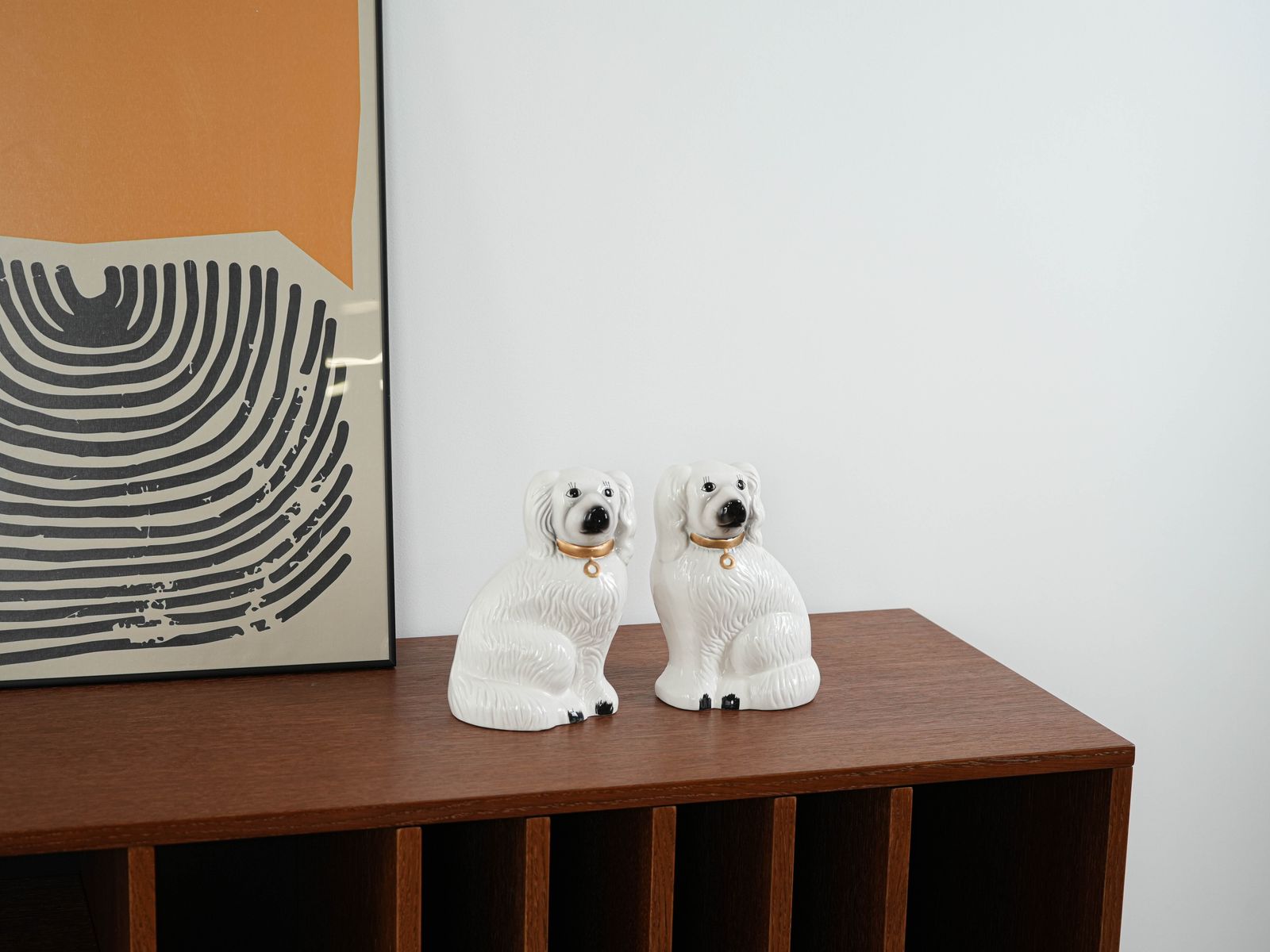 Ceramic Dog Figurines, English Style, 1970s, Made In England photo furniture