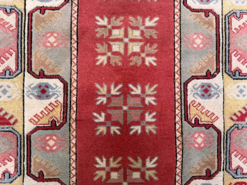 photo furniture Turkish Milas Rug 212x120 Cm Vintage Carpet Ushak Region Pink Beige Blue 2529