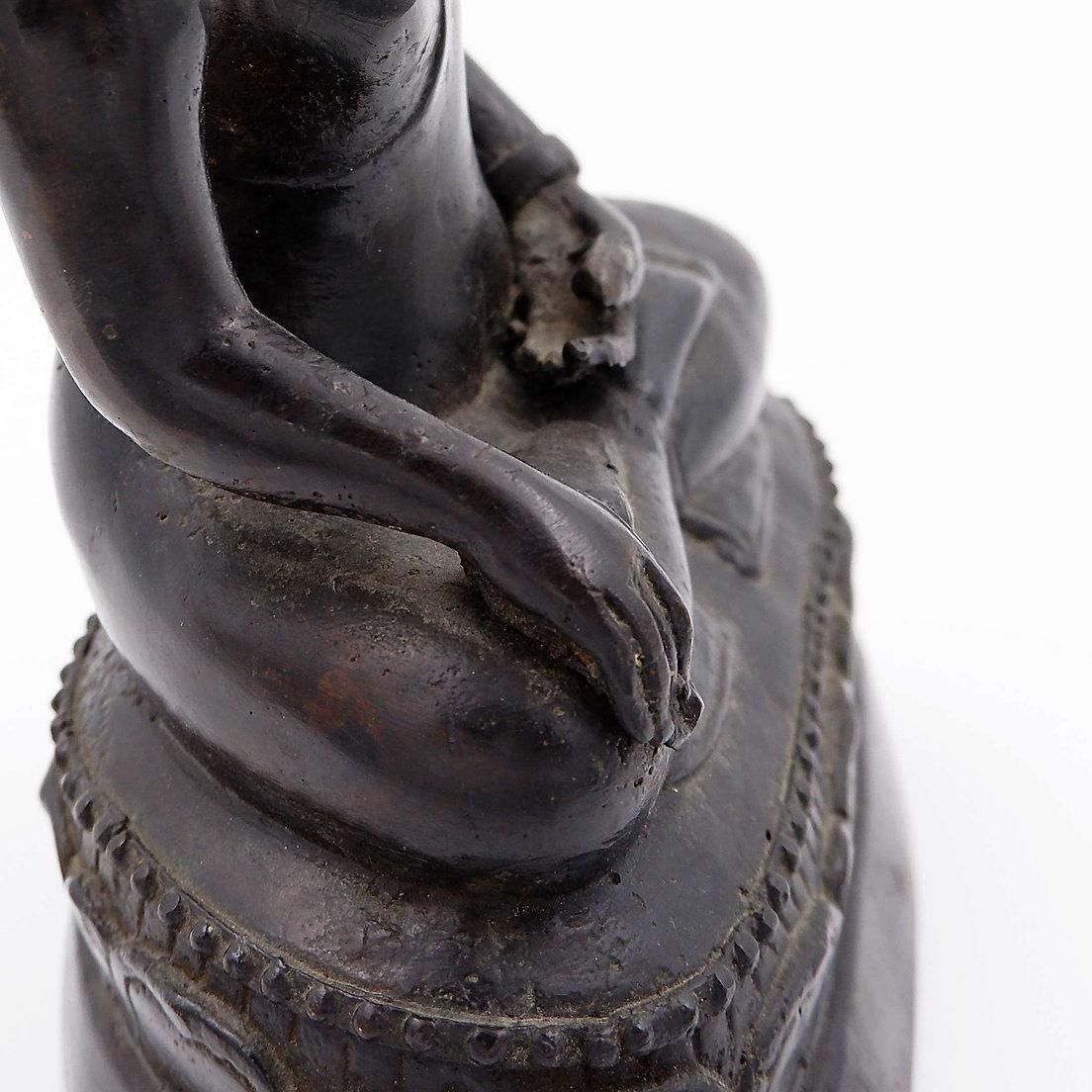 photo vinterior Buddha Calling The Earth To Witness Bronze Statuette, 20th Century