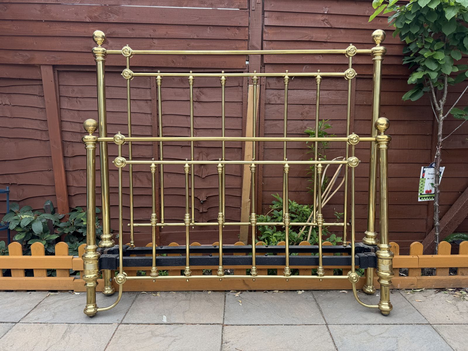 Stunning Victorian All Brass & Cast Iron Double Bed Frame & Base (Spare Of Repair) photo vinterior