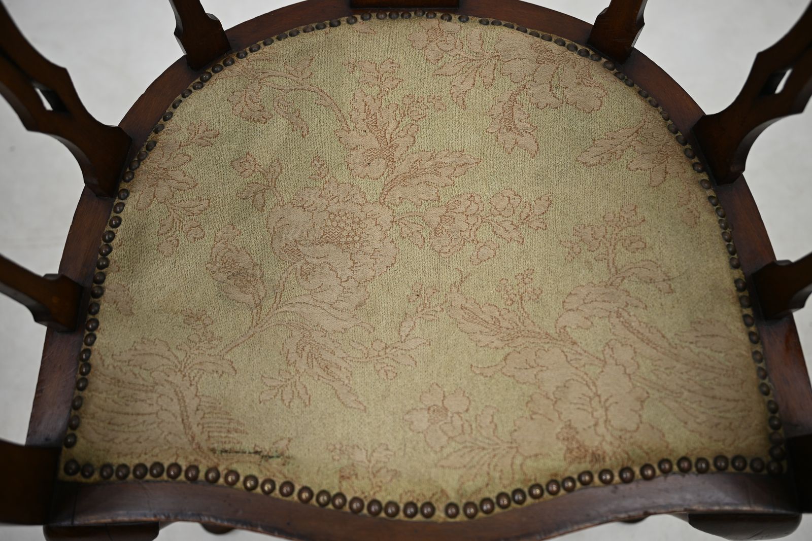 photo vinterior Two Edwardian Mahogany Tub Chairs His & Hers Upholstered Seats Free Uk Delivery