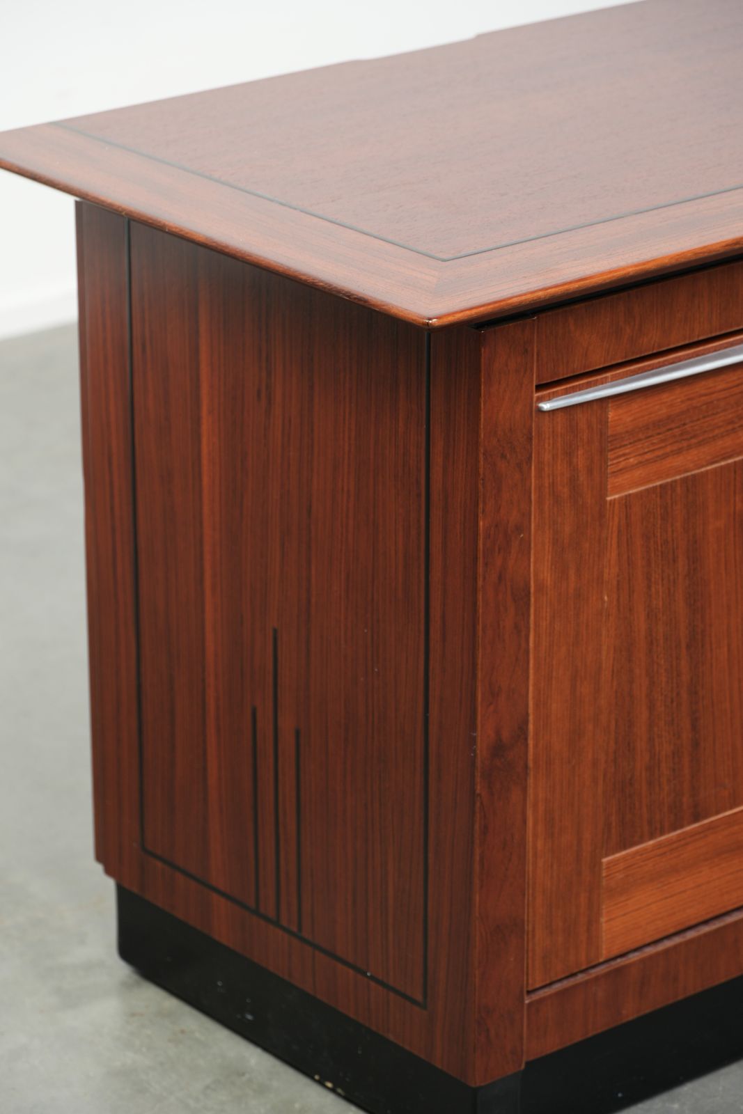 photo furniture Art Deco Dressoir / Tv Meubel Van Schuitema – Decoforma Serie – Goede Staat