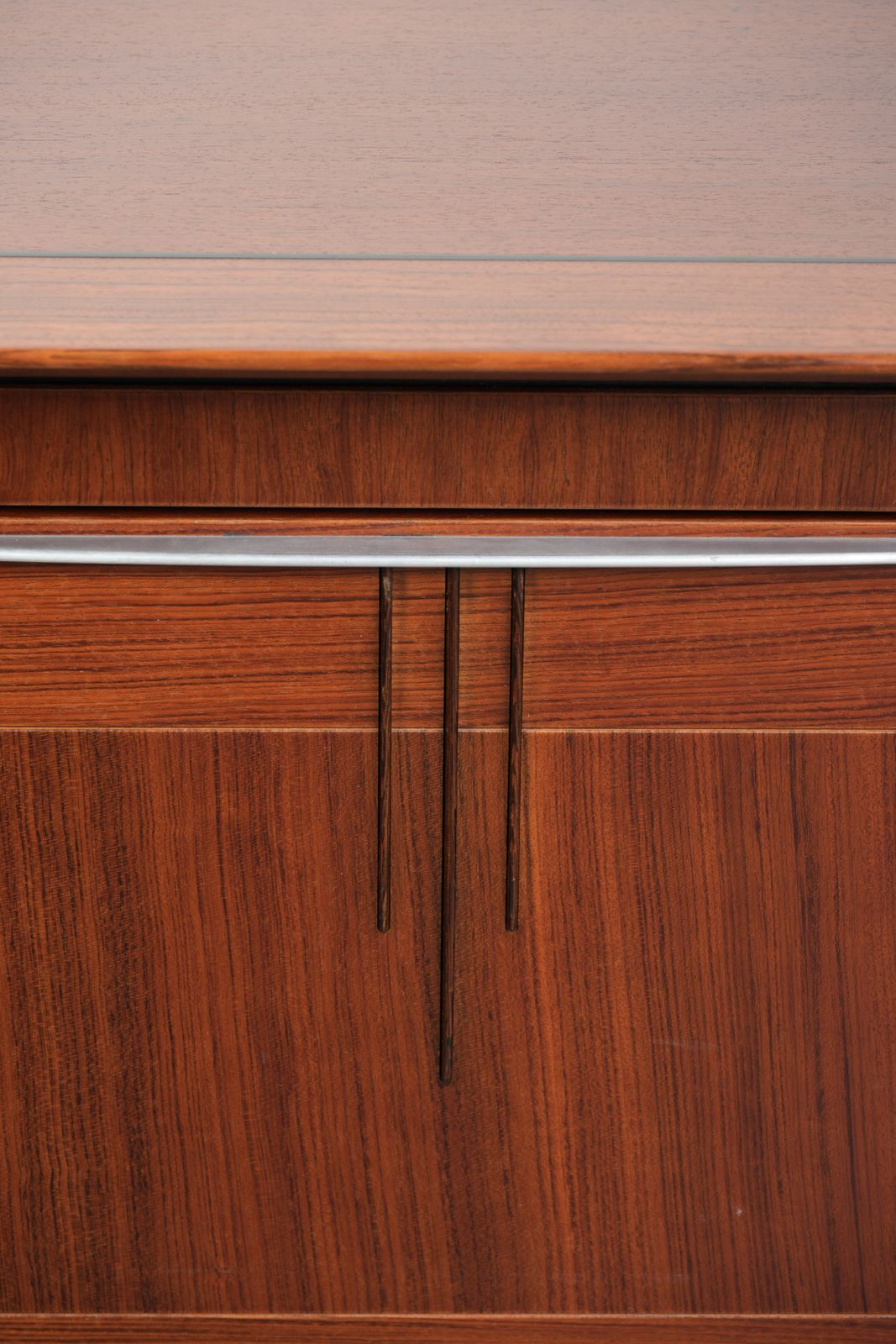 photo for sale Art Deco Dressoir / Tv Meubel Van Schuitema – Decoforma Serie – Goede Staat