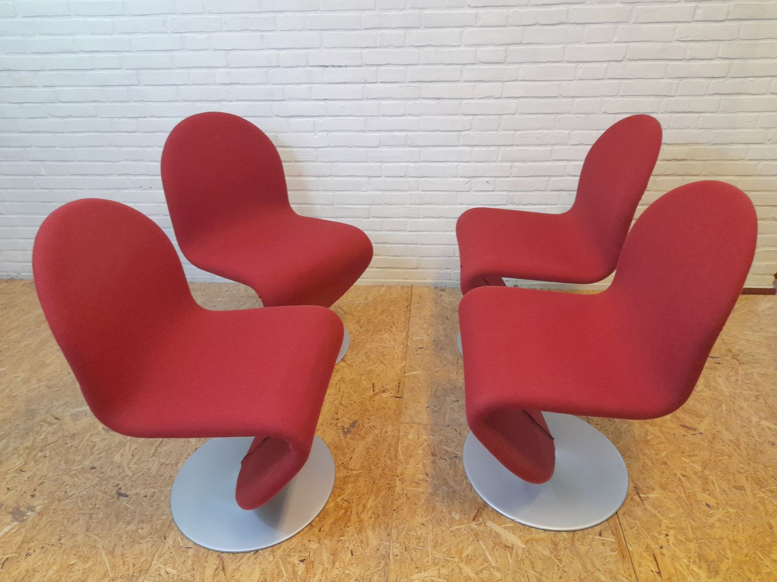 Verner Panton 1 2 3 Serie Diner Chairs