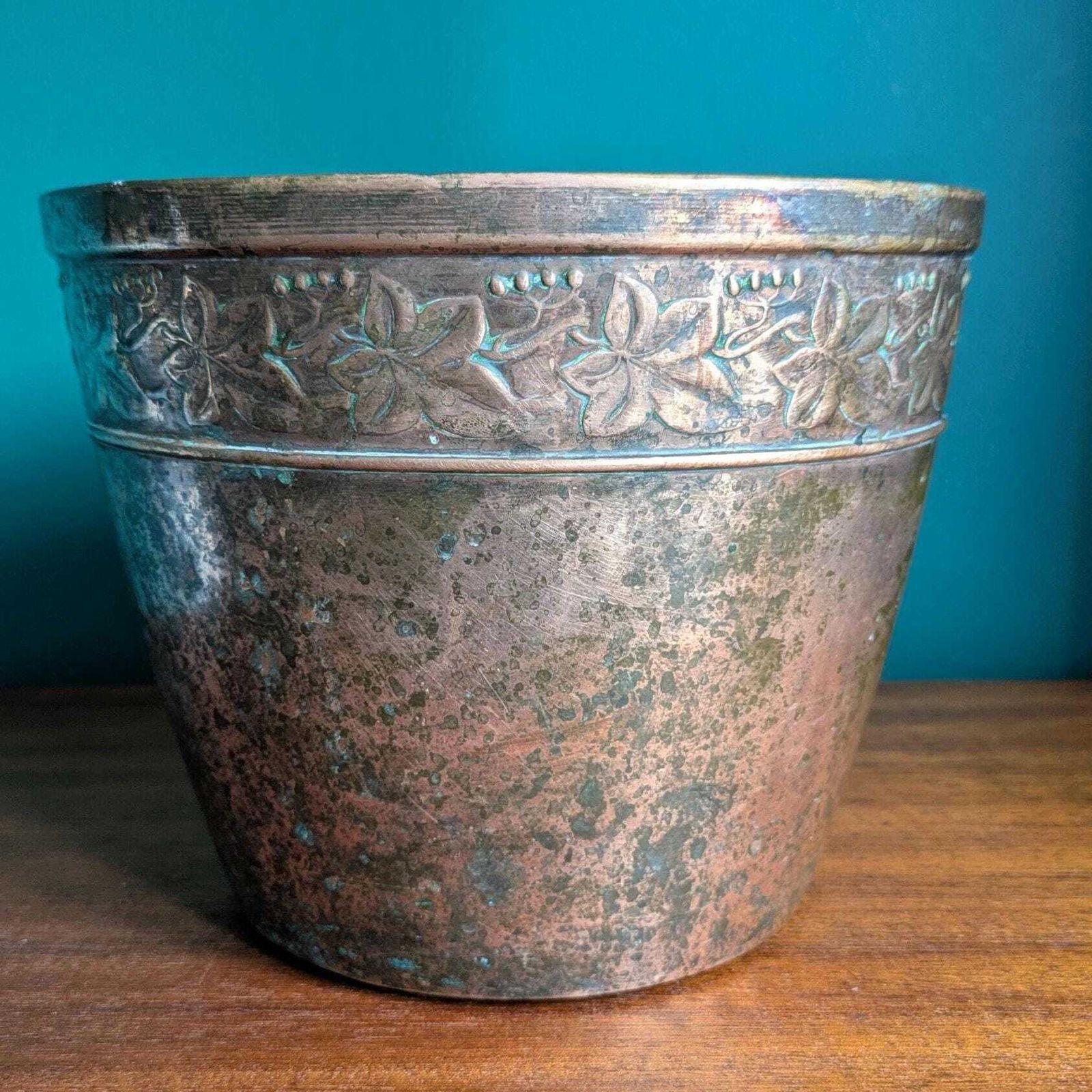 Antique Joseph Sankey And Sons Copper Jardiniere Art Nouveau Jsands Bilston England – Embossed Neptune Ware Fern Pot Circa 1900