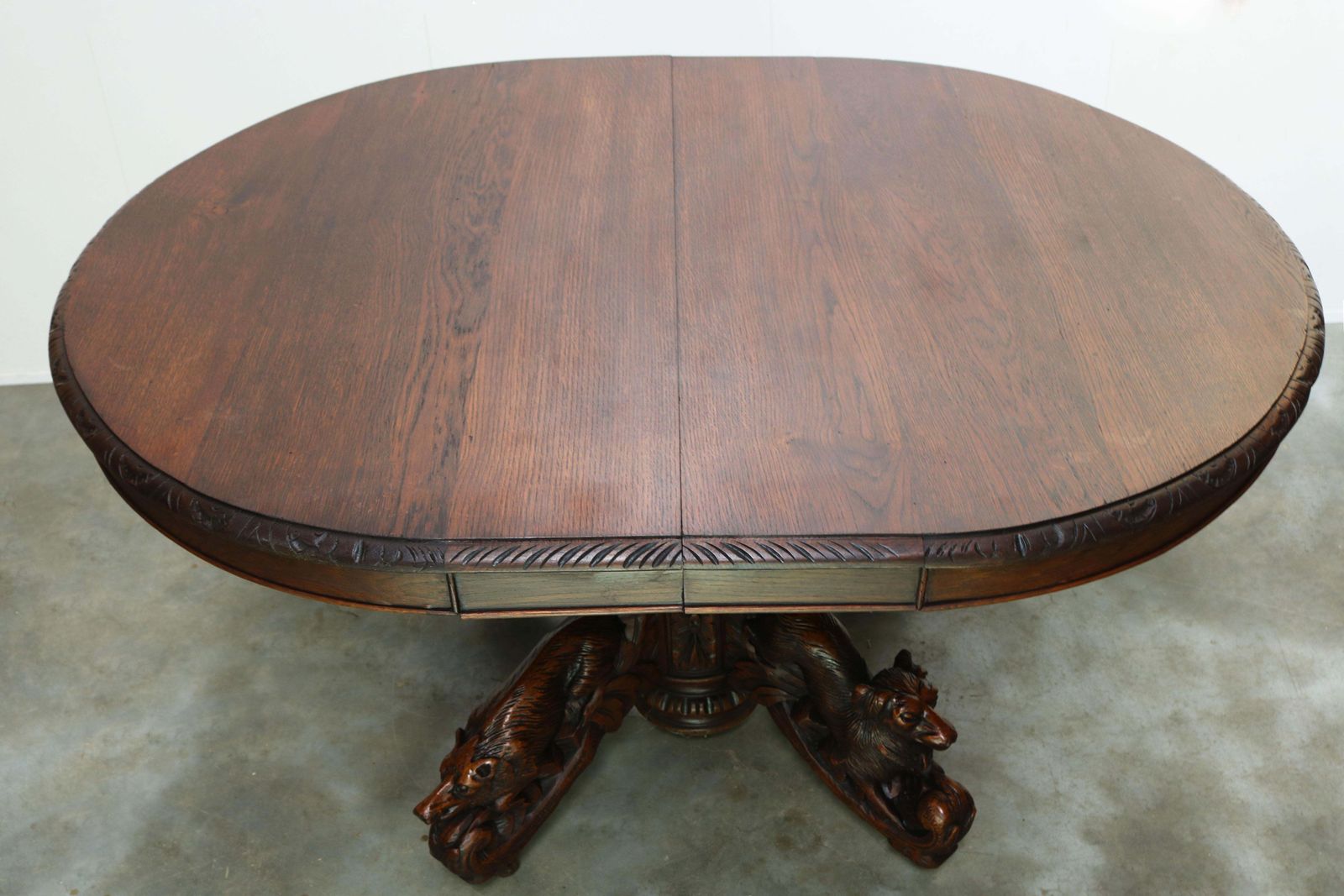5655.0 19th Century French Antique Oak Oval Dining Hunt Table Black Forest Animal Lodge photo