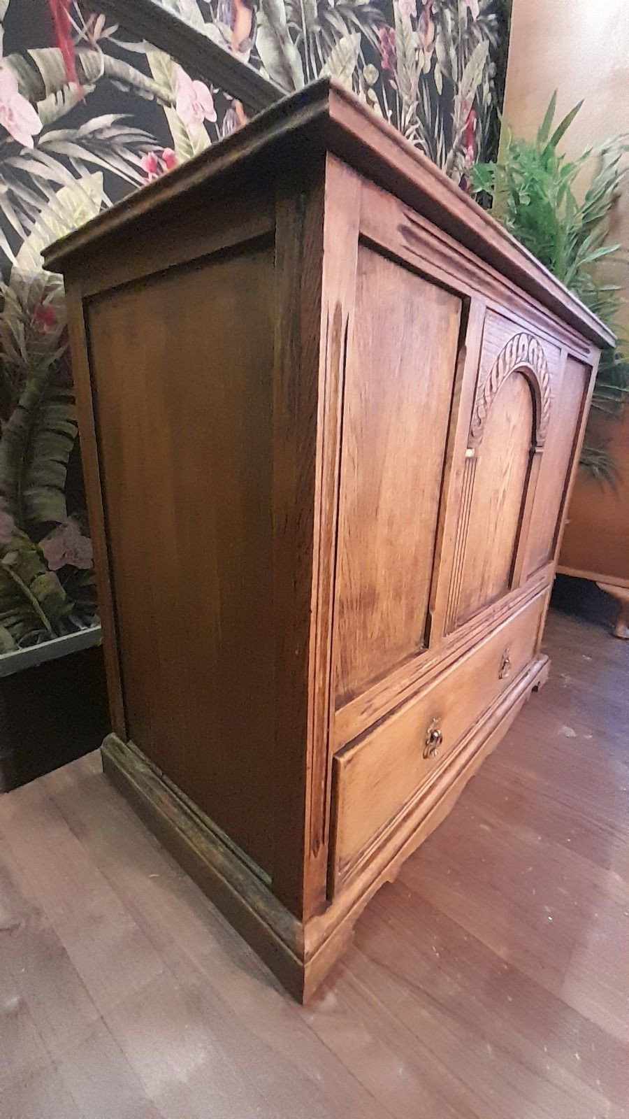 Vintage Solid Light Carved Oak Blanket Box With Hinged Lid And Drawer photo vinterior