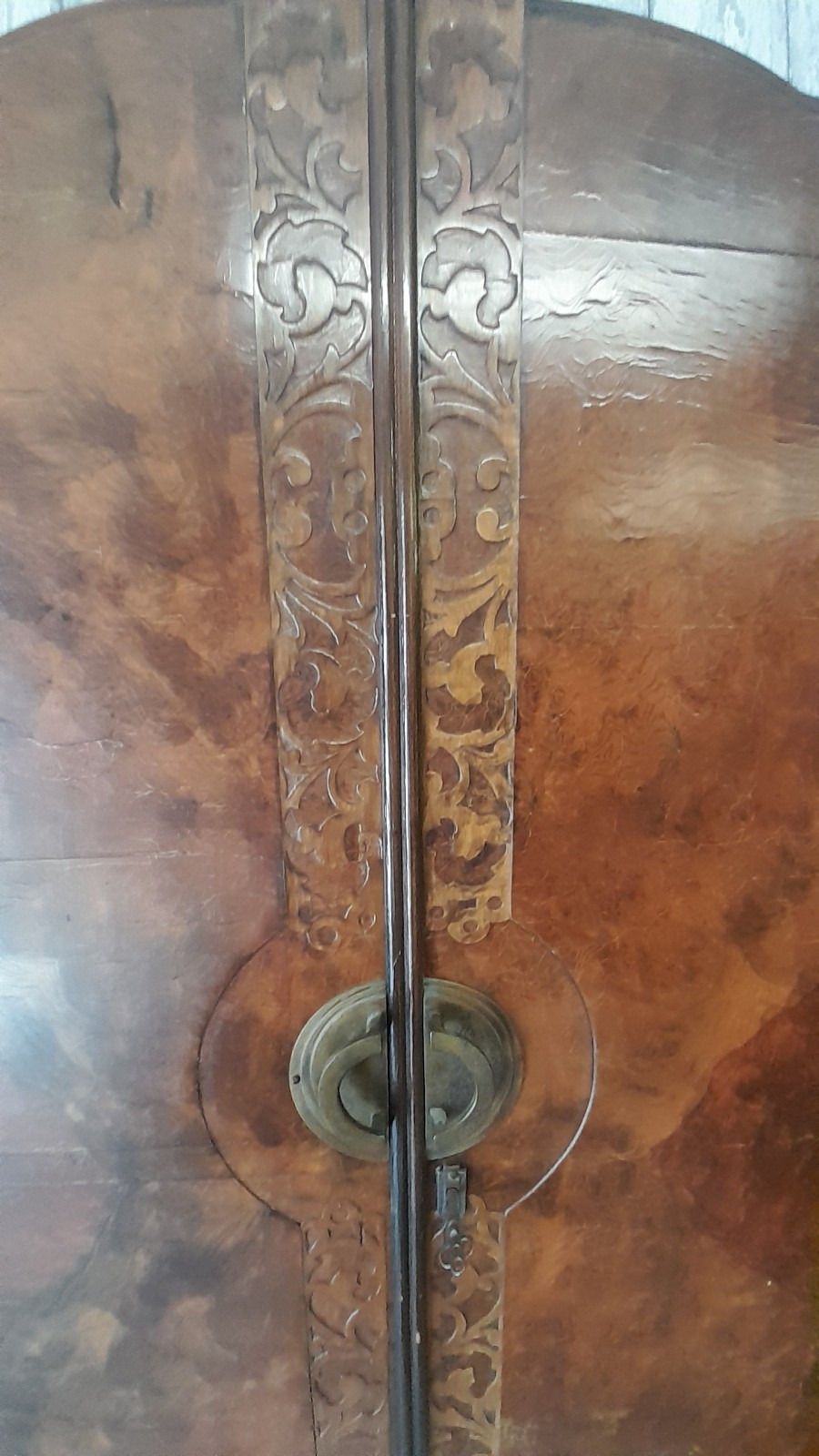 Art Deco Burr Walnut Art Deco 2 Door Wrdrobe photo Furniture