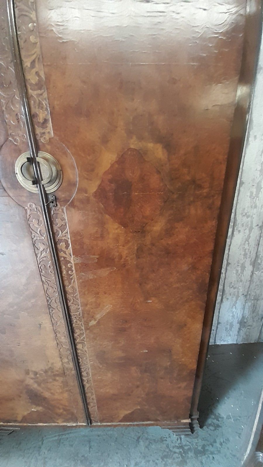 photo furniture Art Deco Burr Walnut Art Deco 2 Door Wrdrobe