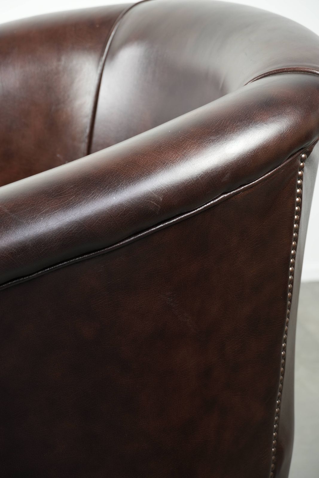 Furniture Dark Cowhide Club Armchair In Good Condition With A Timeless And Stylish English Style Design. photo