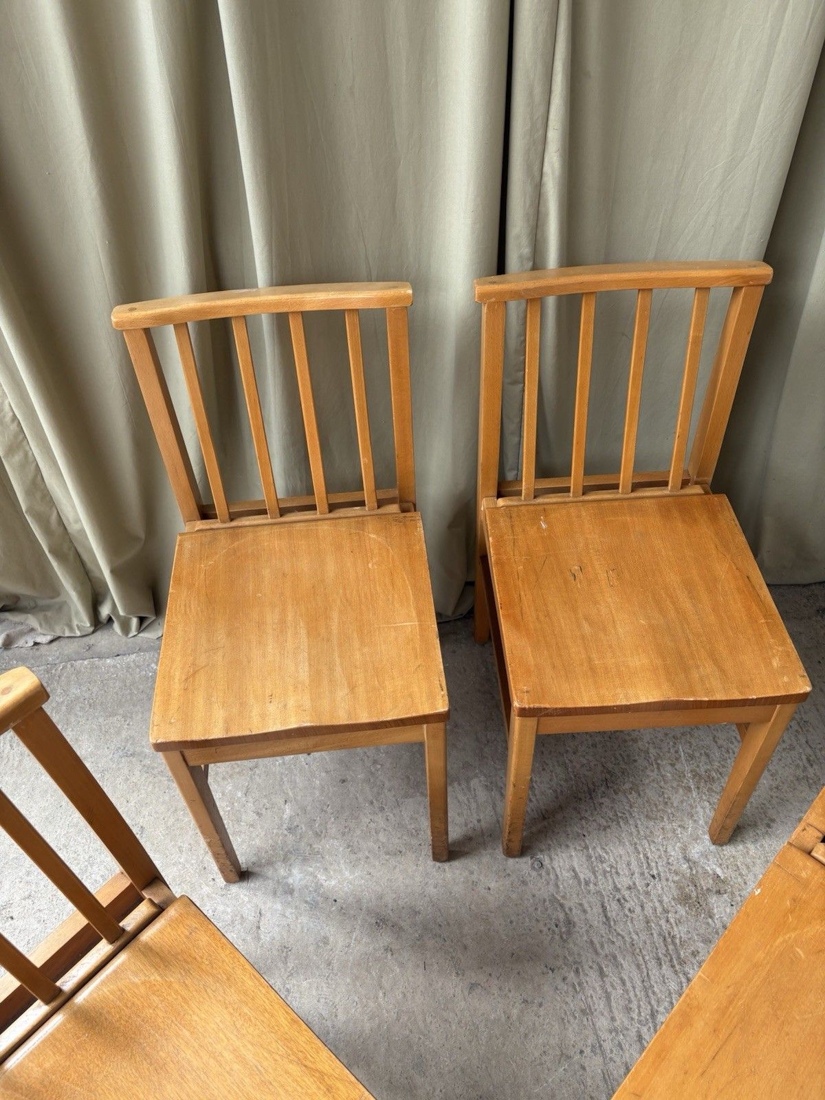 photo furniture Vtg Mid Century Set Of 4 Solid Beech Church Dining Chairs Scandi Danish R1180