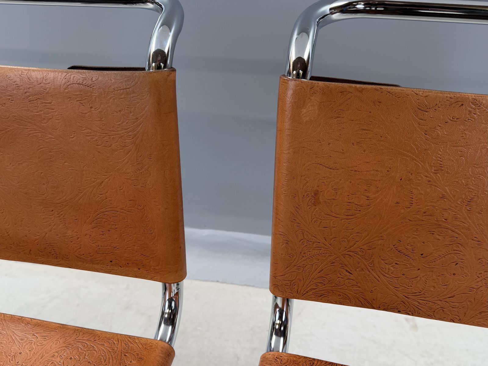 5495.0 6 Dining Chairs Mart Stam Marcel Breuer S33 Set Of Six Chrome Tan Brown Cognac Leather Cantilever Bauhaus 6 Mid Century Dining Chairs photo