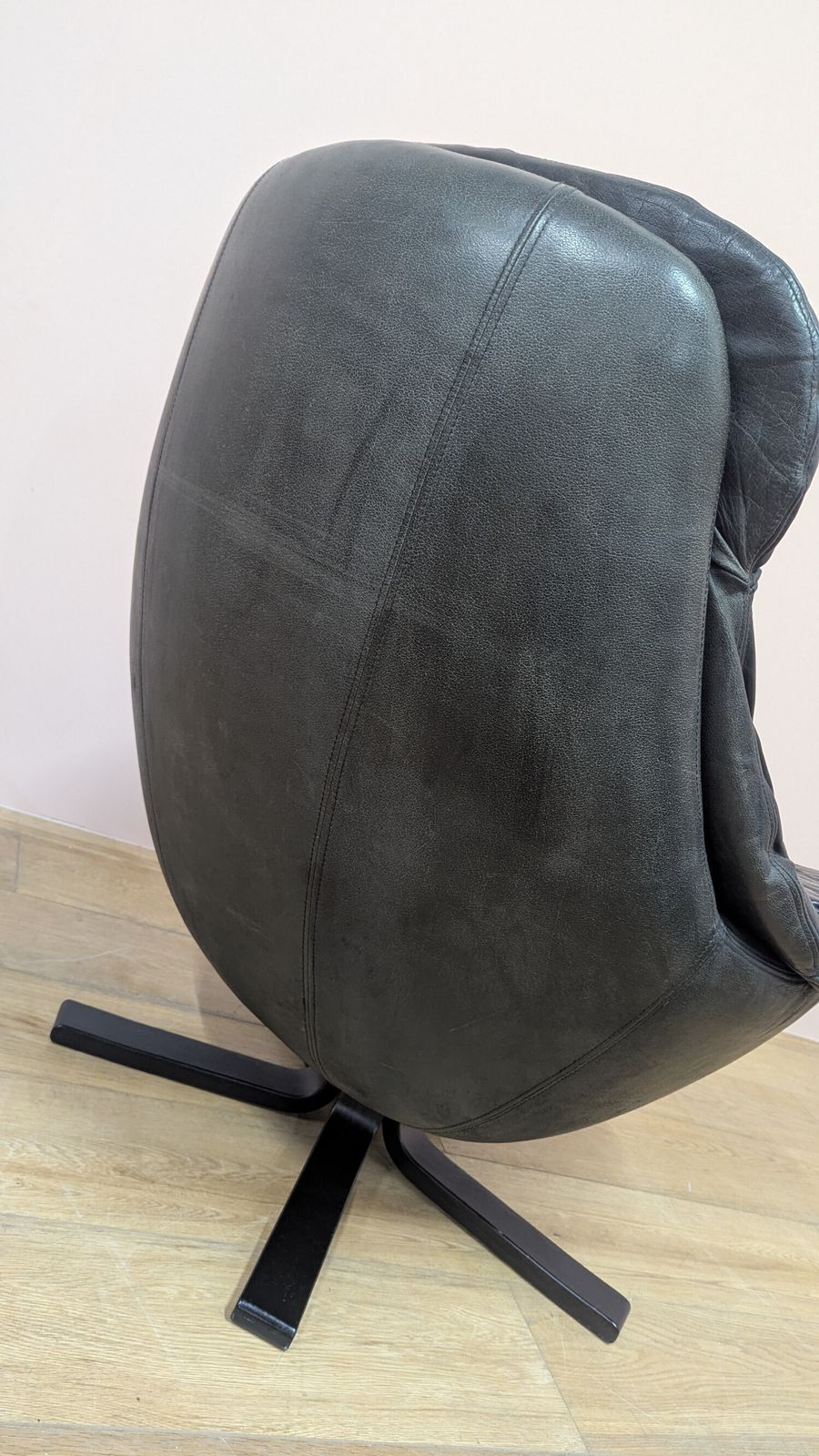 Furniture Original Midcentury Danish Leather Swivel Chair By Bramin photo