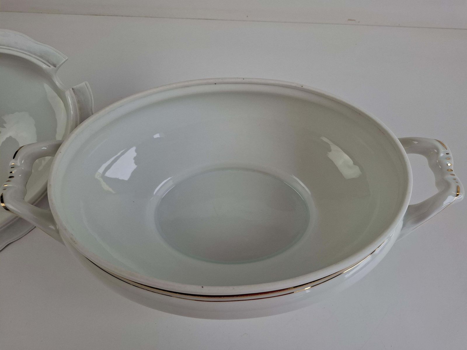 photo vinterior 1930s Czechoslovak Art Deco Porcelain Soup Tureen By Duchcov Eduard Eichler
