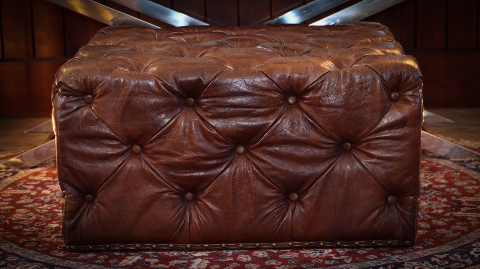 Timothy Oulton Lord Digsby Sqaure Leather Footstool Ottoman Antique Whisky Tan🚚 photo Furniture