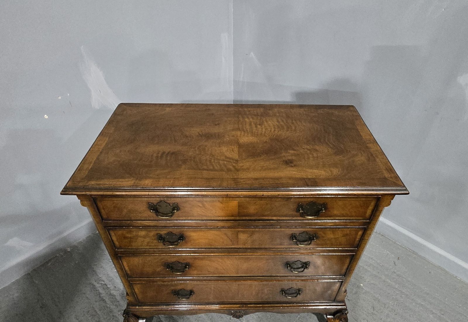 Superb Queen Anne Walnut Chest Of Drawers photo buy