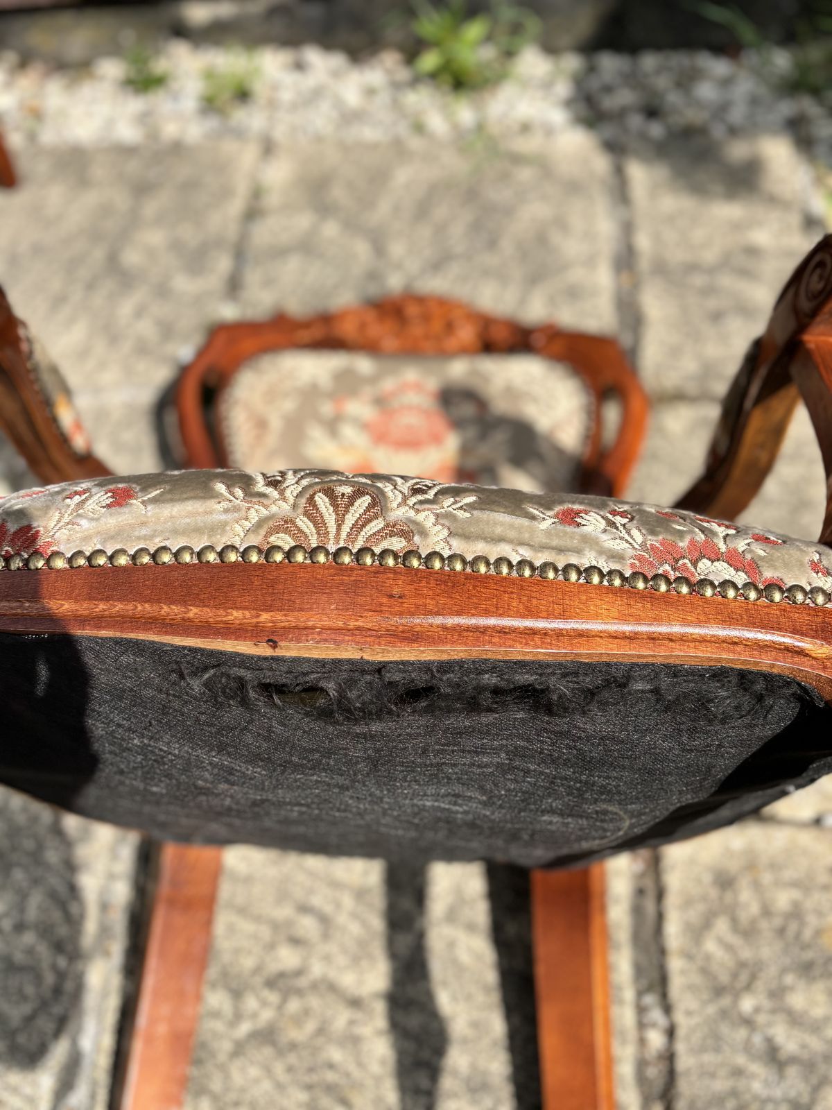 395.0 Set Of 6 Vintage Walnut French Louis XV Revival Dining Chairs Including 2 Carvers photo