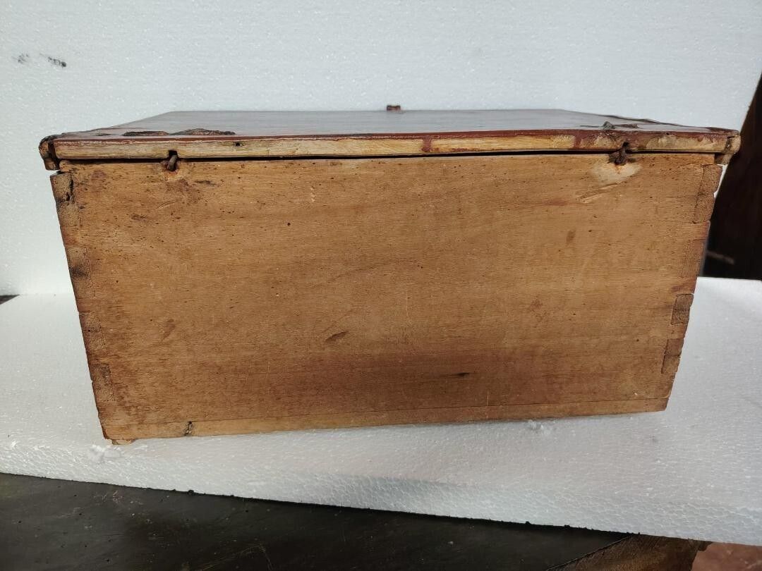 Antique Wooden Box From The 17th Century photo buy