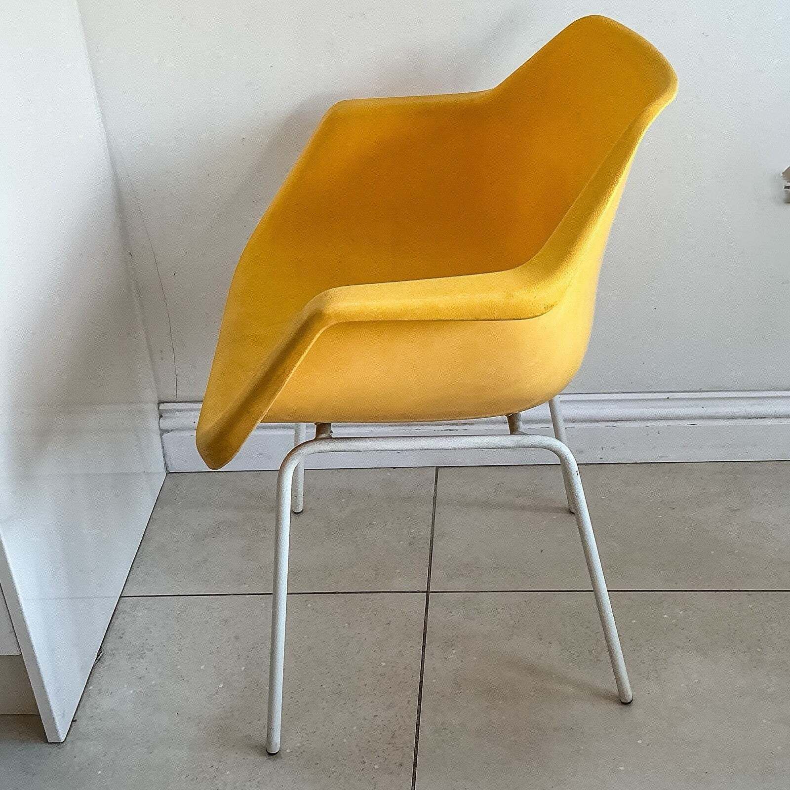 Robin Day For Hille Early Original Yellow Hille Bucket Armchair Chair 70s photo for sale