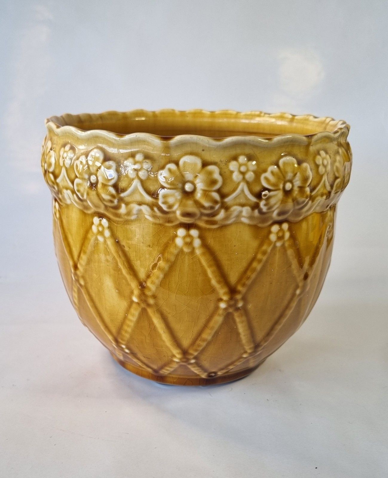 Antique C1919 Medium Mustard Yellow Majolica Jardiniere Ornate Floral Plant Pot photo vinterior