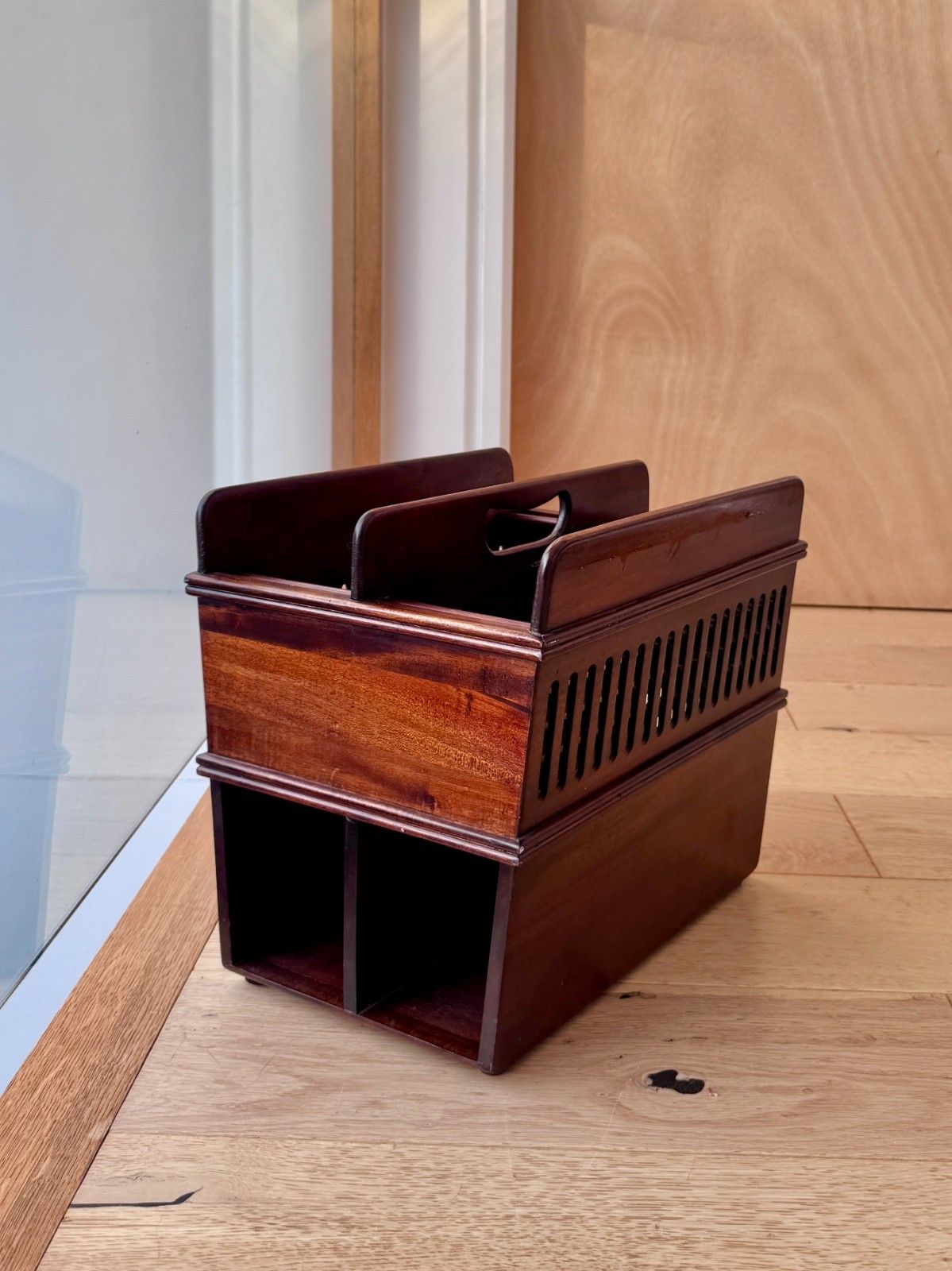 Vintage Librasco Mahogany Magazine Rack Made In Indonesia