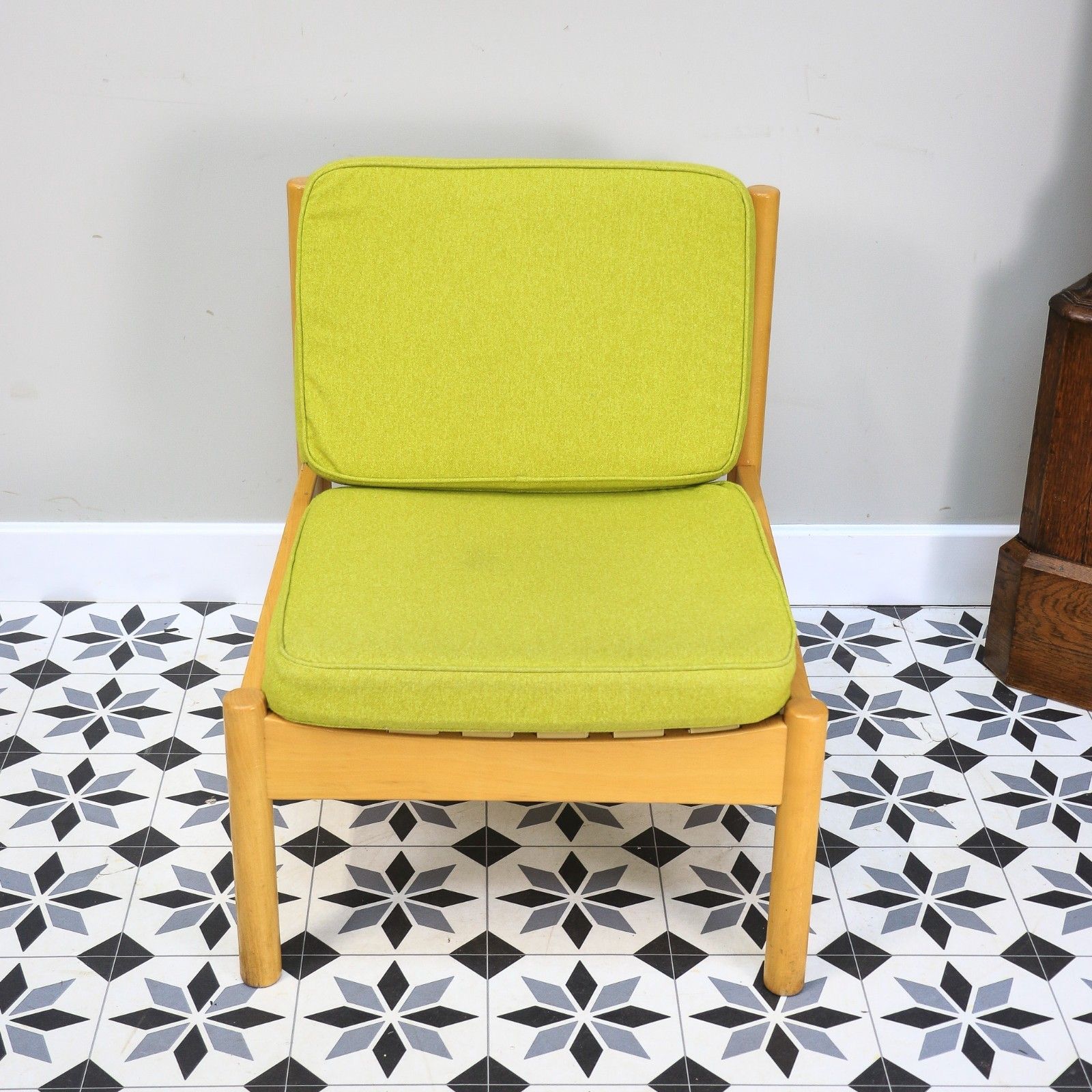 Ercol 747 Modular Lounge Chairs Set Of 2 In Lime Green. photo 395.0