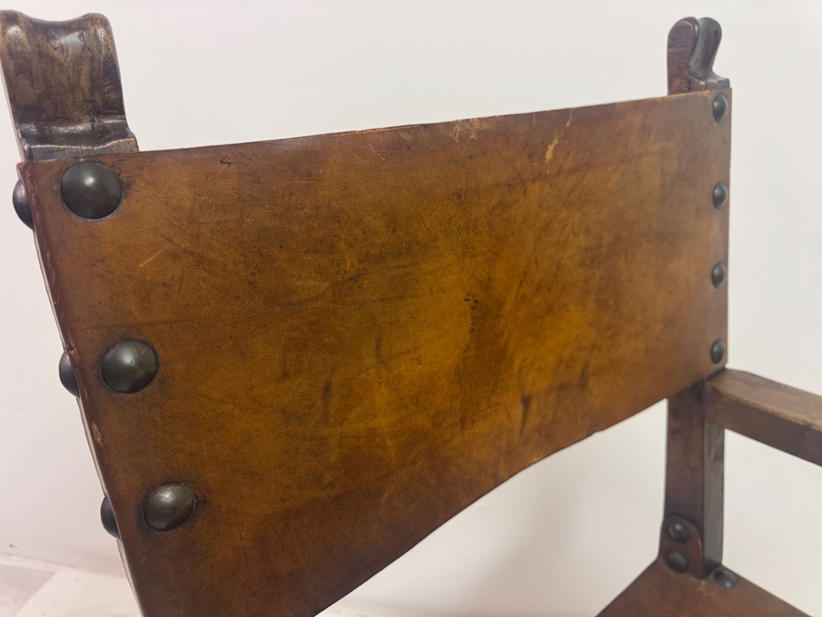 photo vintage Mid 20th Century Spanish Walnut And Leather  Armchair