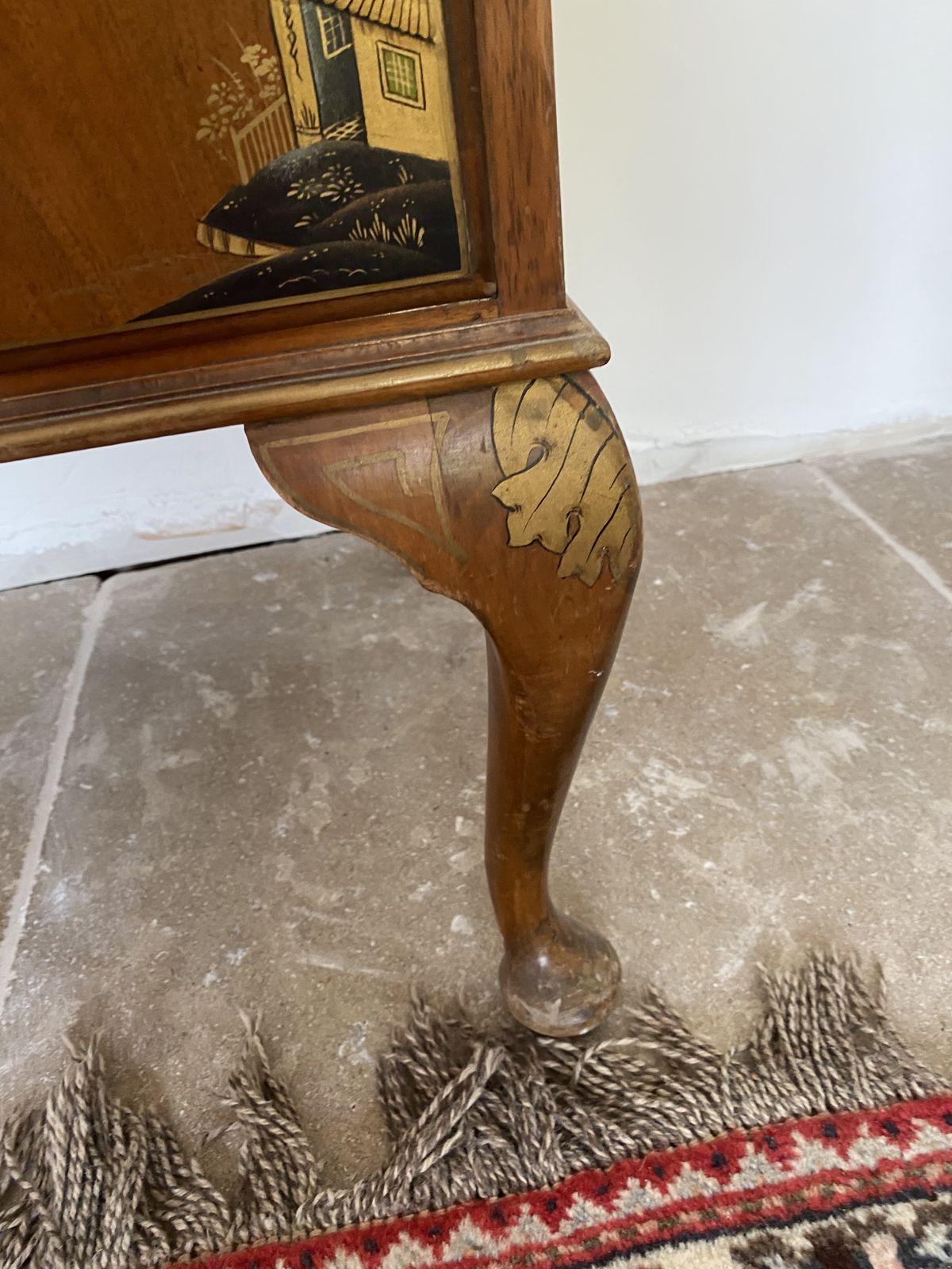 Elegant Burr Walnut Chinoiserie Bureau C.1930s–40s – Astons Shrewsbury photo 275.0