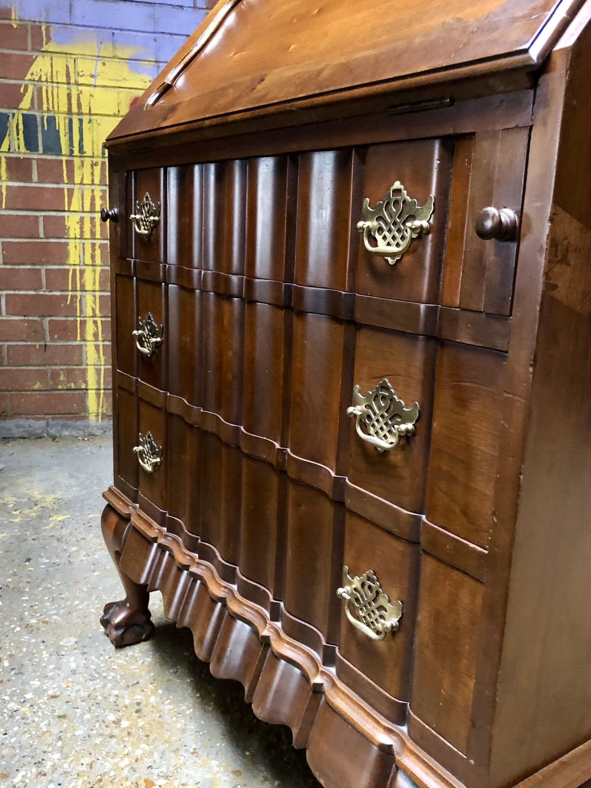 Georgian Serpentine Front Bureau With Claw And Ball Feet photo Furniture