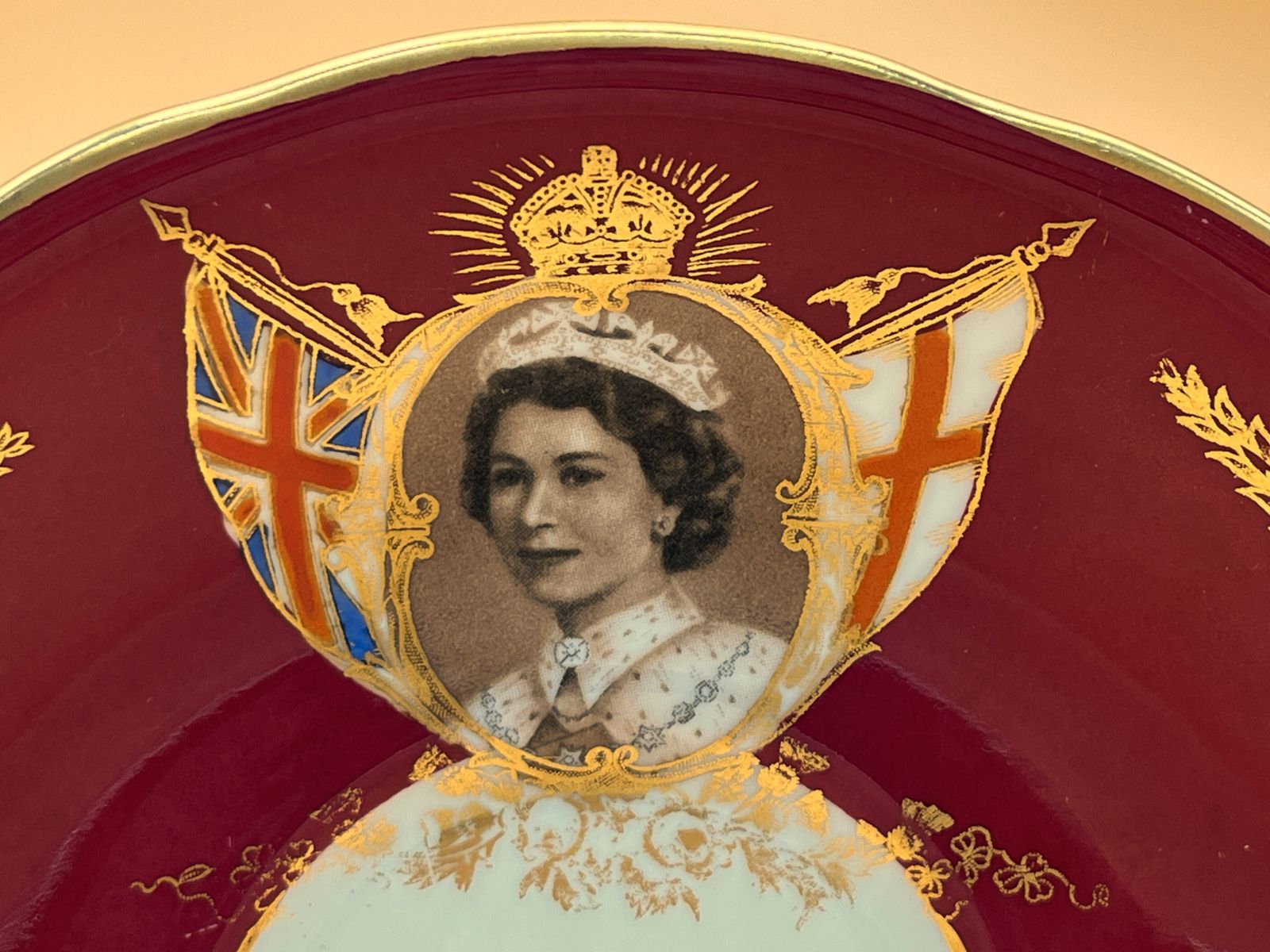 Aynsley China Queen Elizabeth 11 Coronation 2 June 1953 Commemorative Tea Cup & Saucer Duo. photo Home Decor