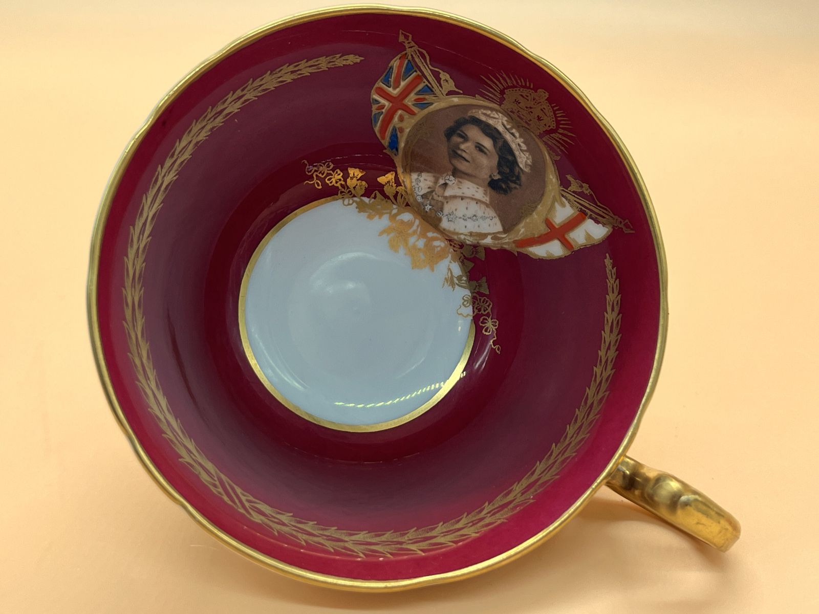 Aynsley China Queen Elizabeth 11 Coronation 2 June 1953 Commemorative Tea Cup & Saucer Duo. photo vintage