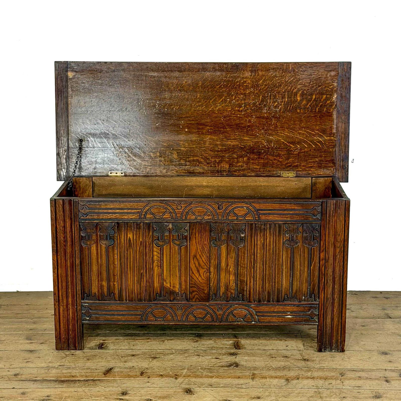 Late 20th Century Oak Coffer | Antique Coffer | Antique Furniture | Antiques | Antique Storage (M 6860) photo 450.0