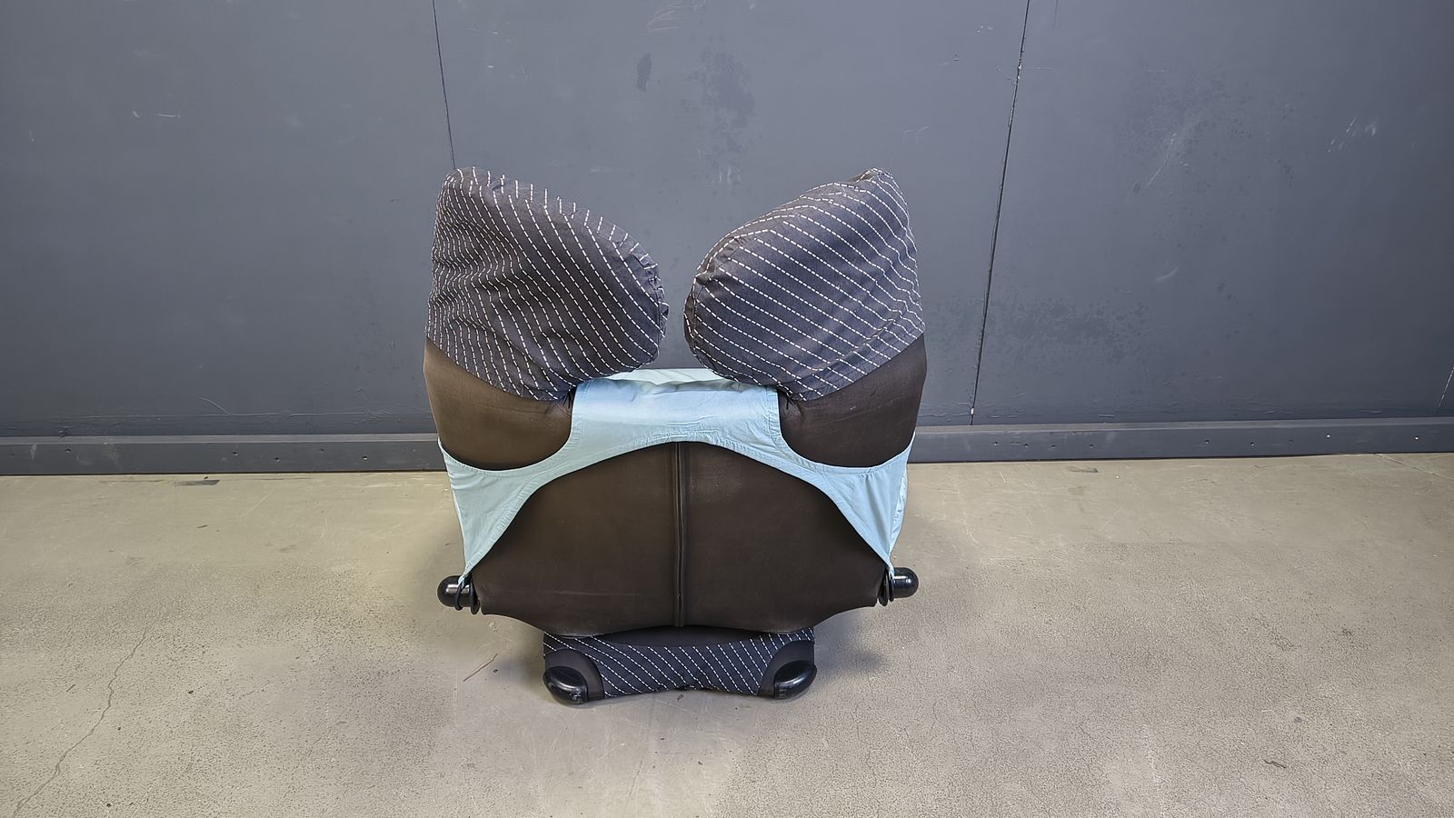 photo buy Wink Easy Chair Designed By Toshiyuki Kita For Cassina, 1980s