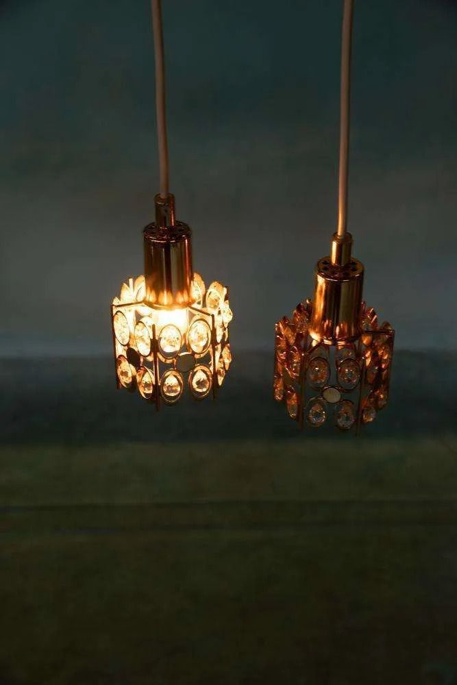 photo furniture Vintage Palwa Hanglampen – Messing & Kristal.