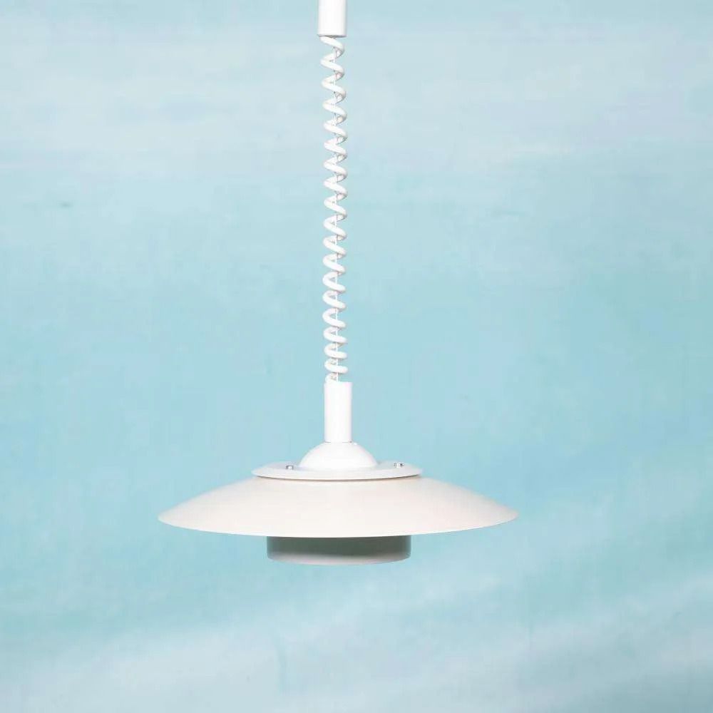 Scandinavische Schaallamp, Jaren 60/70. photo furniture