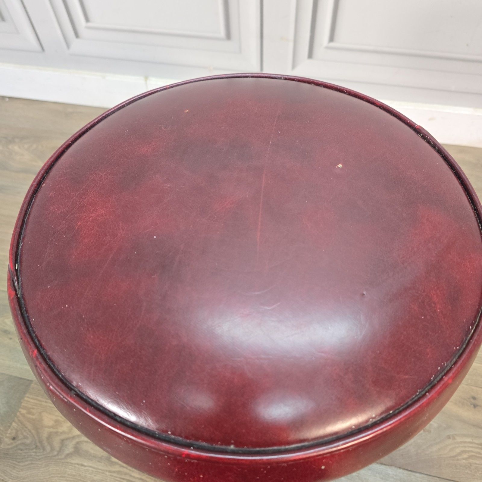 photo furniture Antique Pub Stool Piano Seat Red Leather Vinyl Cast Iron Base Claw Feet