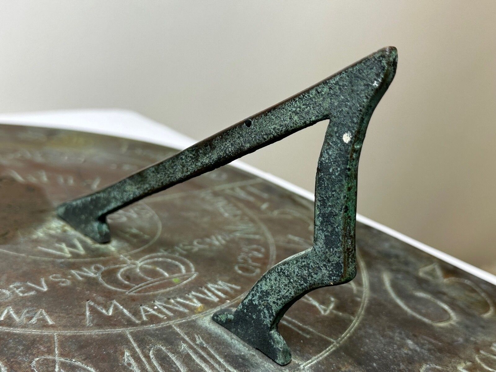 Garden Decor 17th Century Bronze Garden Sundial Plate Gnomon Timepiece King Charles II Lives photo