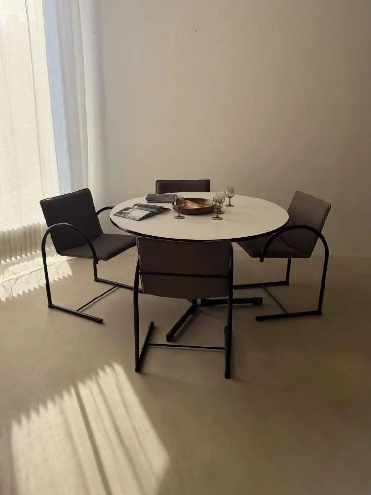 Set Van Vier Metaform Cirkel Eetkamerstoelen, Jaren 1980 photo vintage